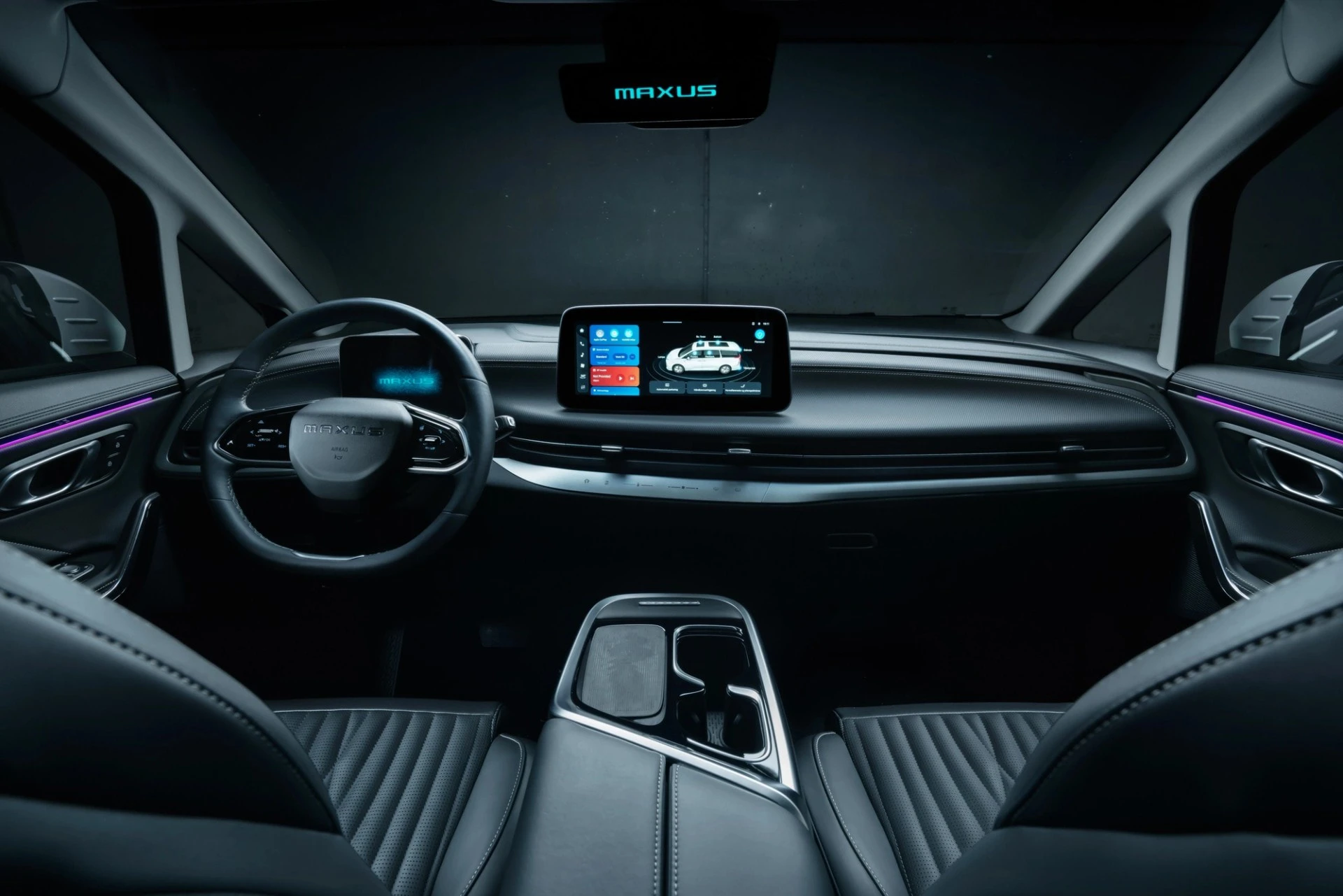 Maxus MIFA 9 90 kWh interior view