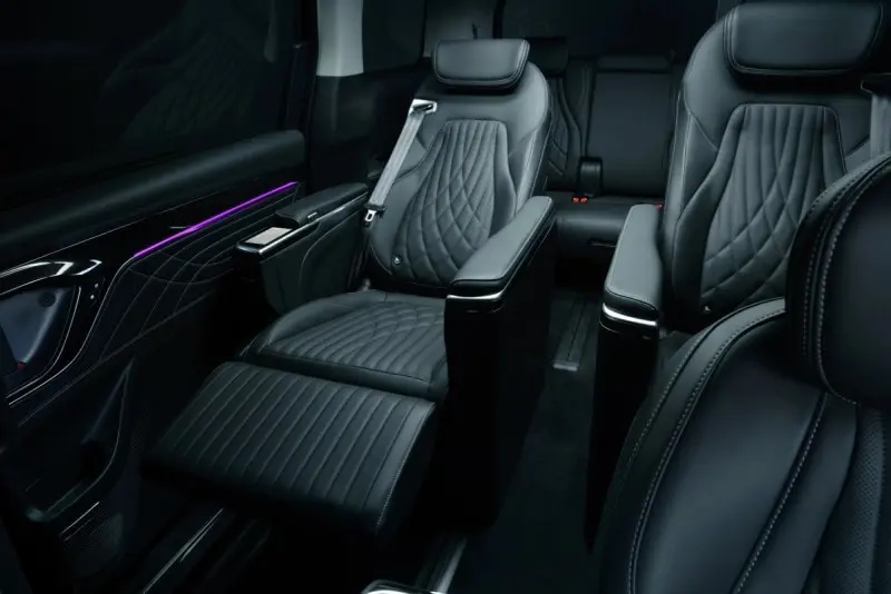 Maxus MIFA 9 90 kWh secondrowseats view