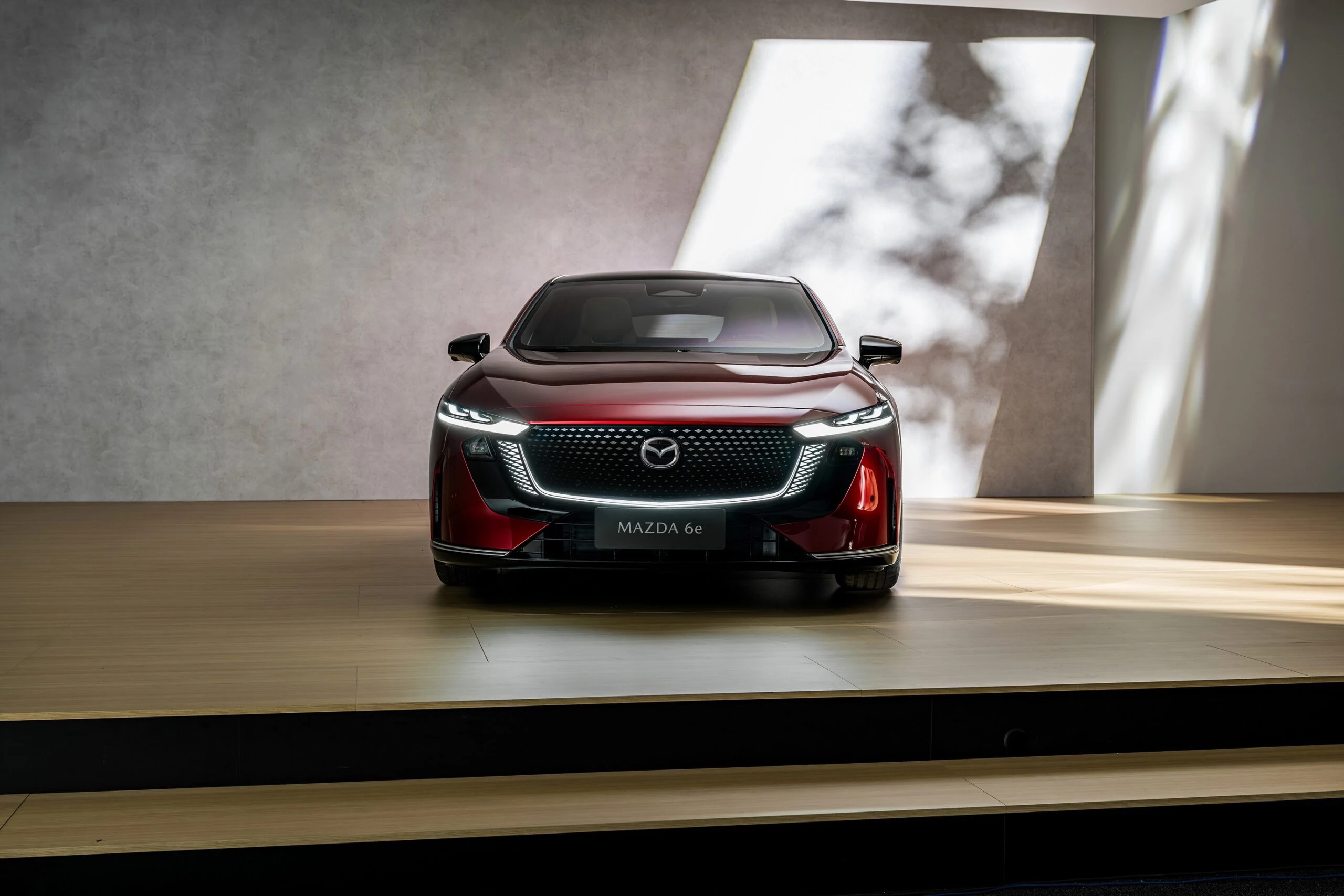 Mazda 6e 78 kWh exterior view