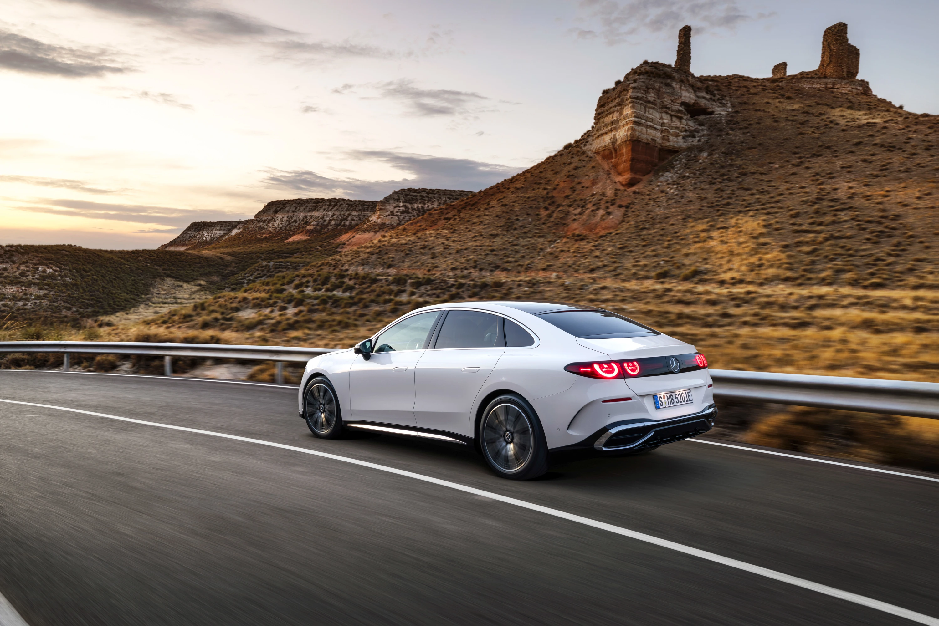Mercedes C 400 4MATIC electric exterior view