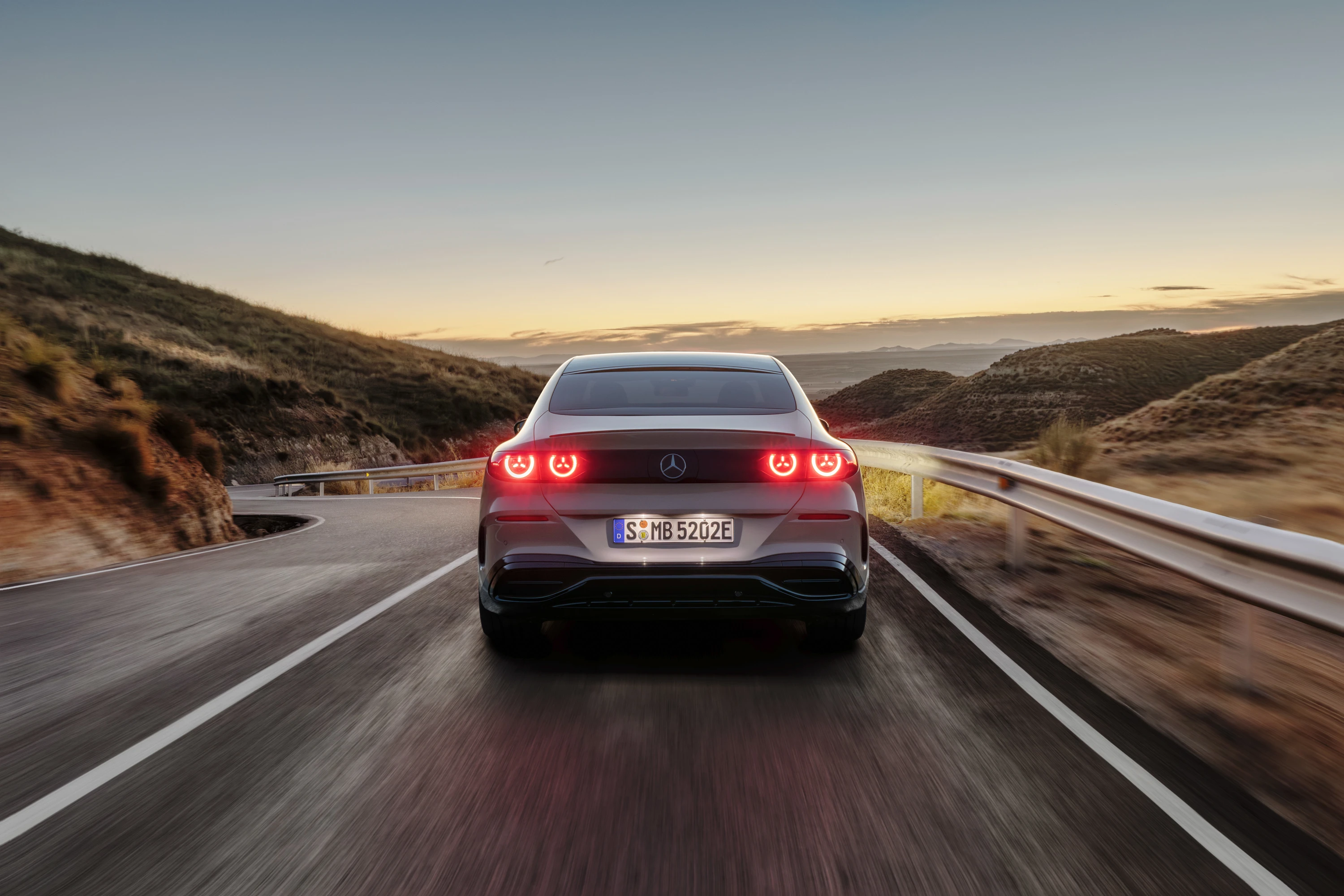 Mercedes C 400 4MATIC electric exterior view