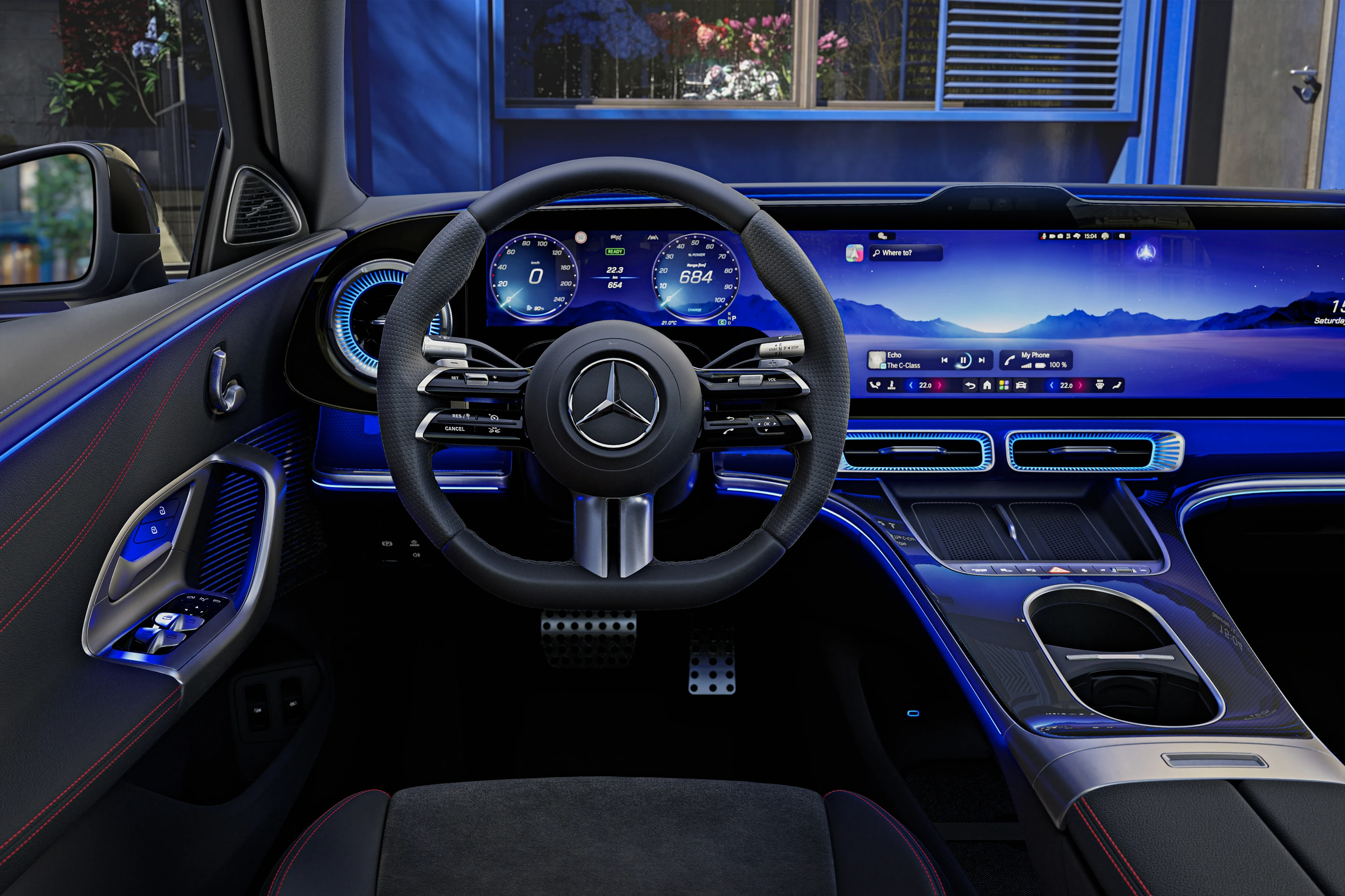 Mercedes C 400 4MATIC electric screens view