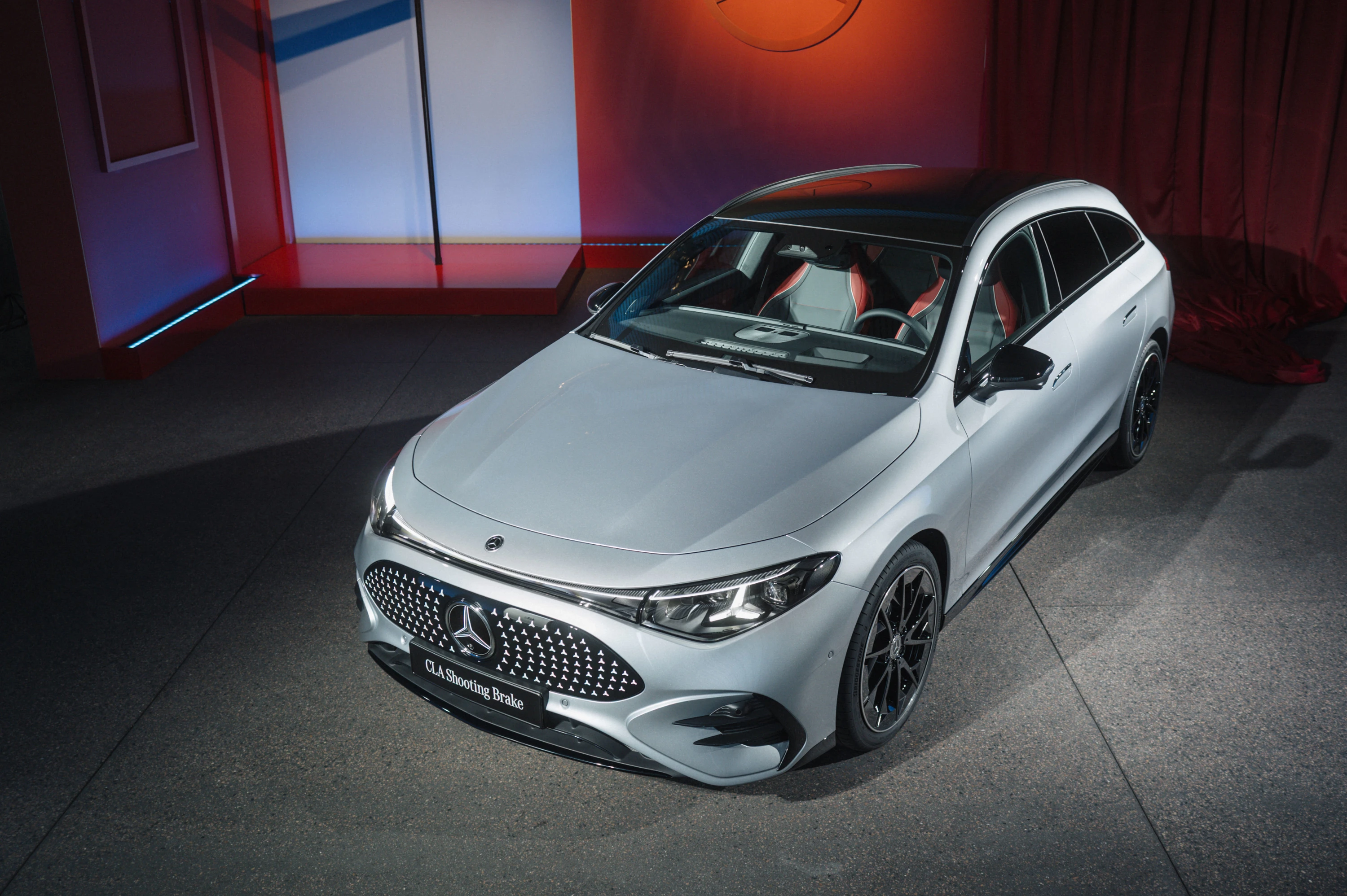 Mercedes CLA 200 Shooting Brake exterior view