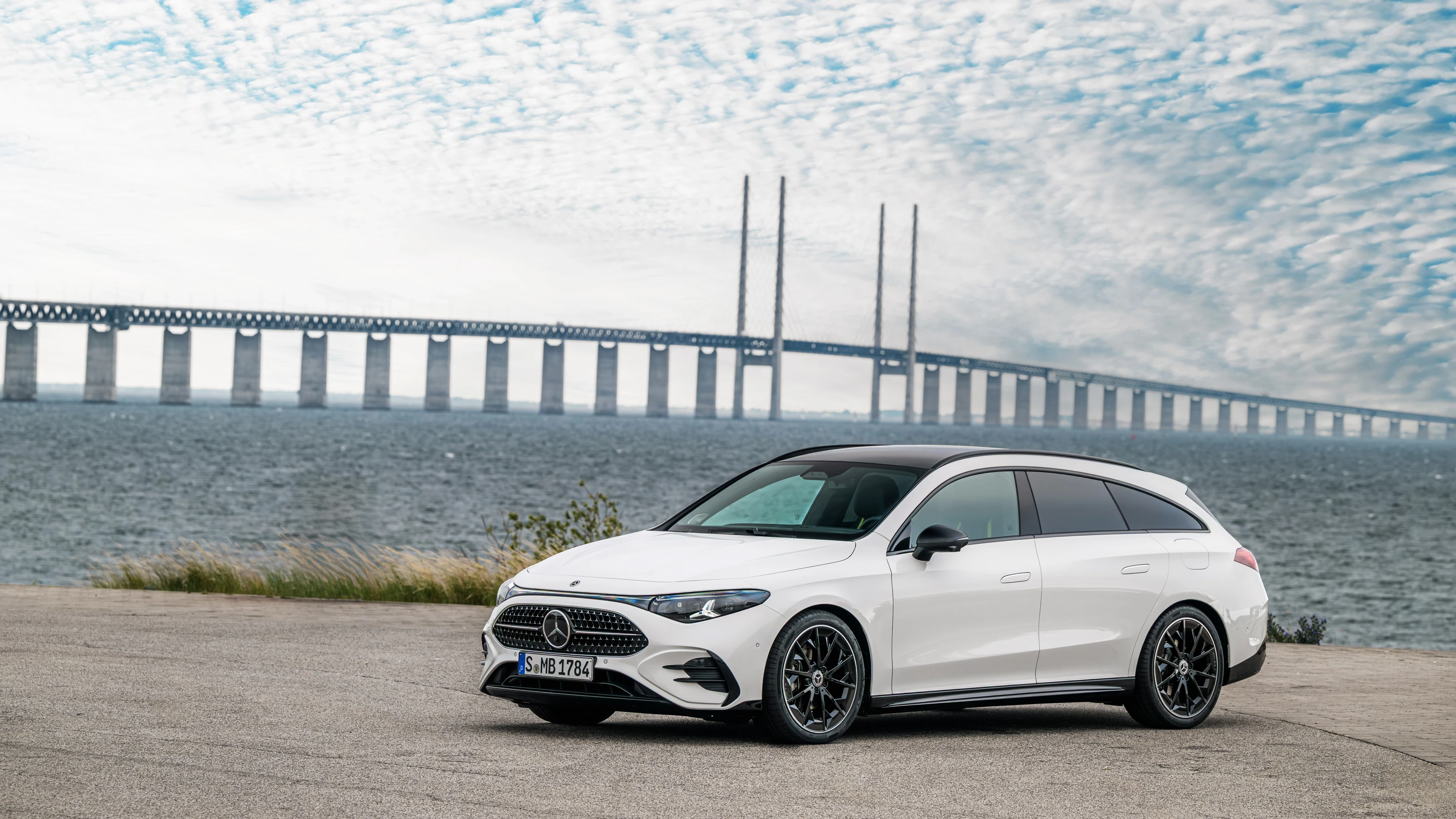 Mercedes CLA 200 Shooting Brake exterior view