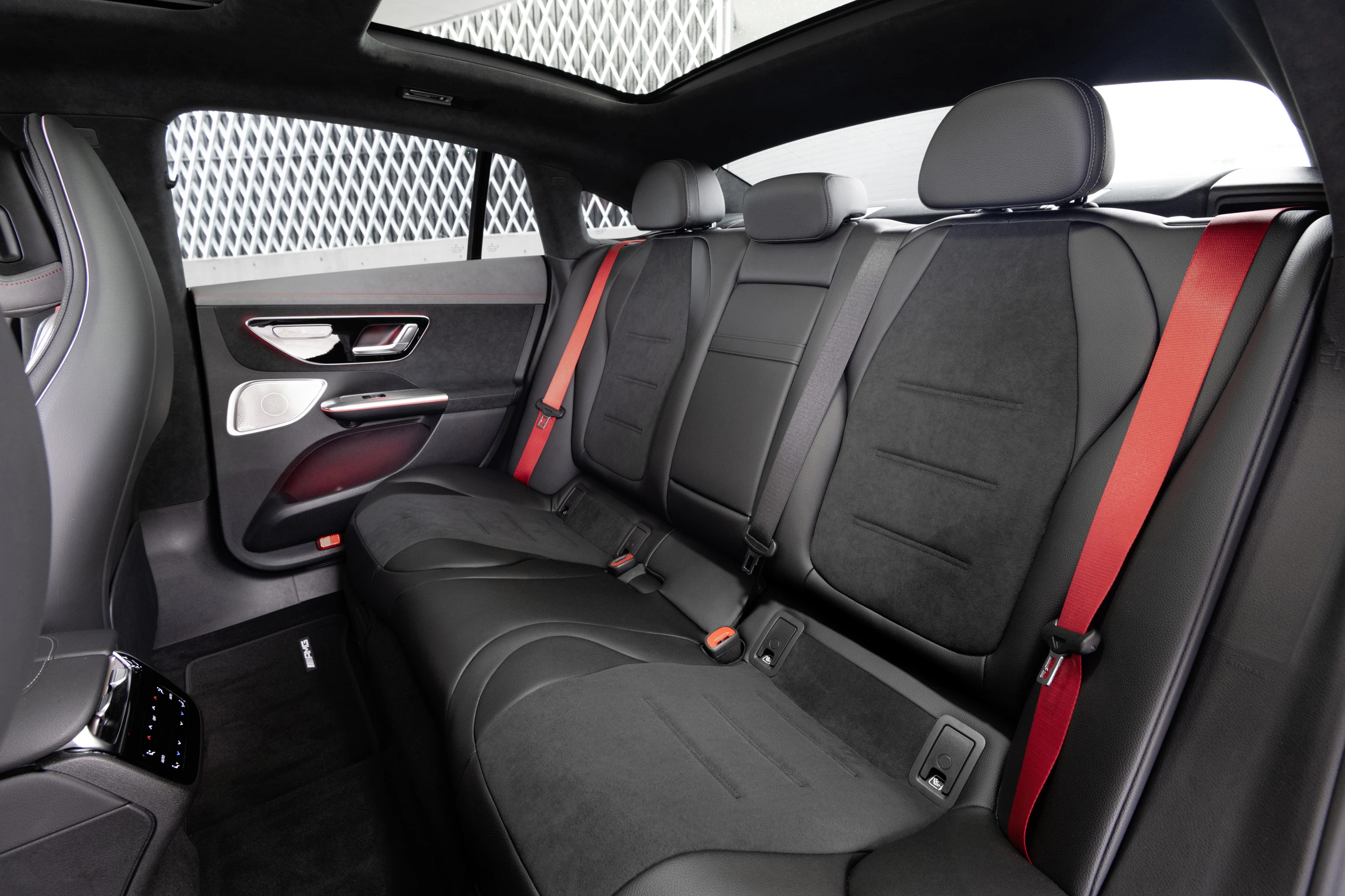 Mercedes-EQ EQE 500 4MATIC secondrowseats view