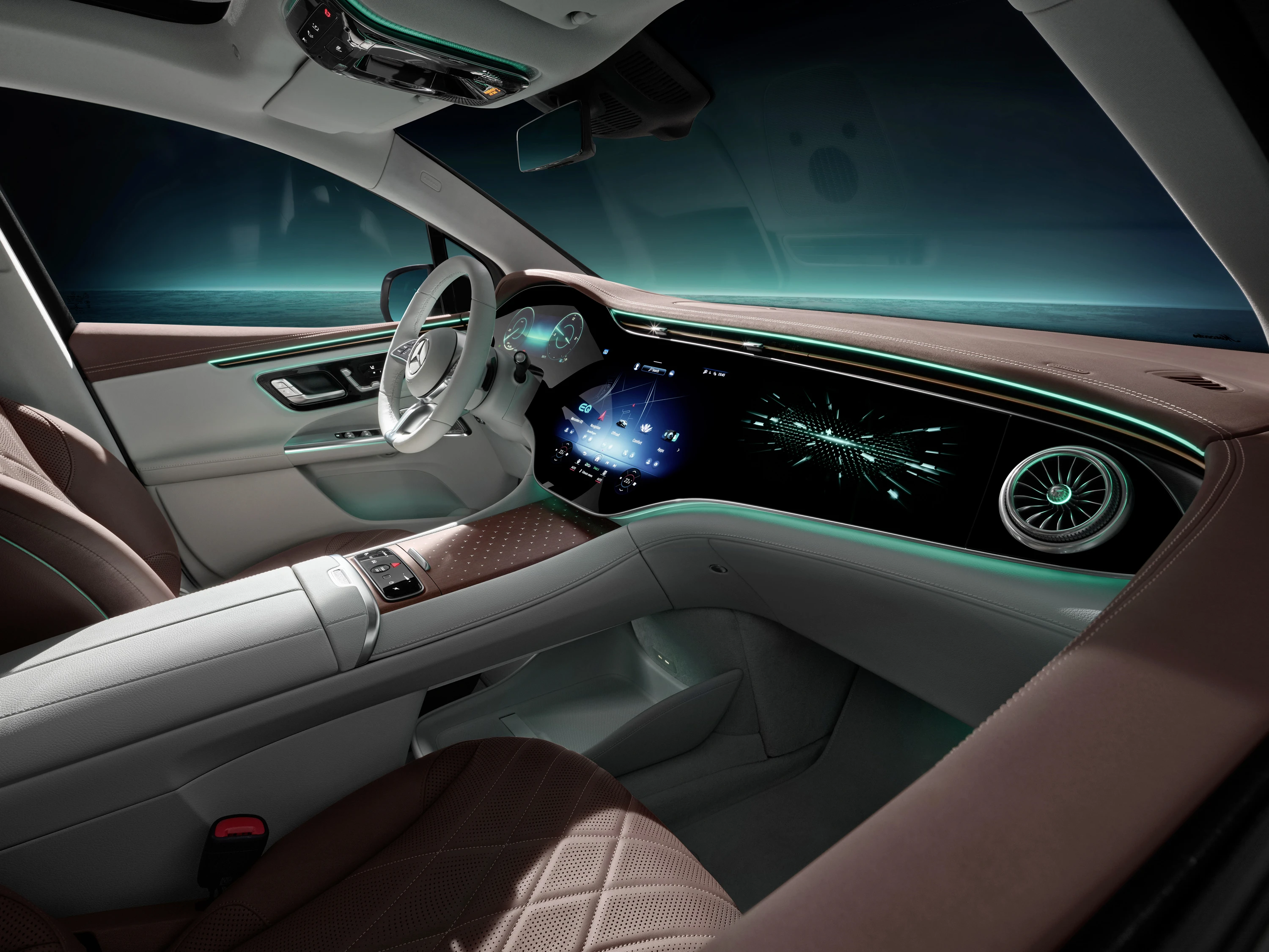 Mercedes-EQ EQE 350 4MATIC SUV interior view