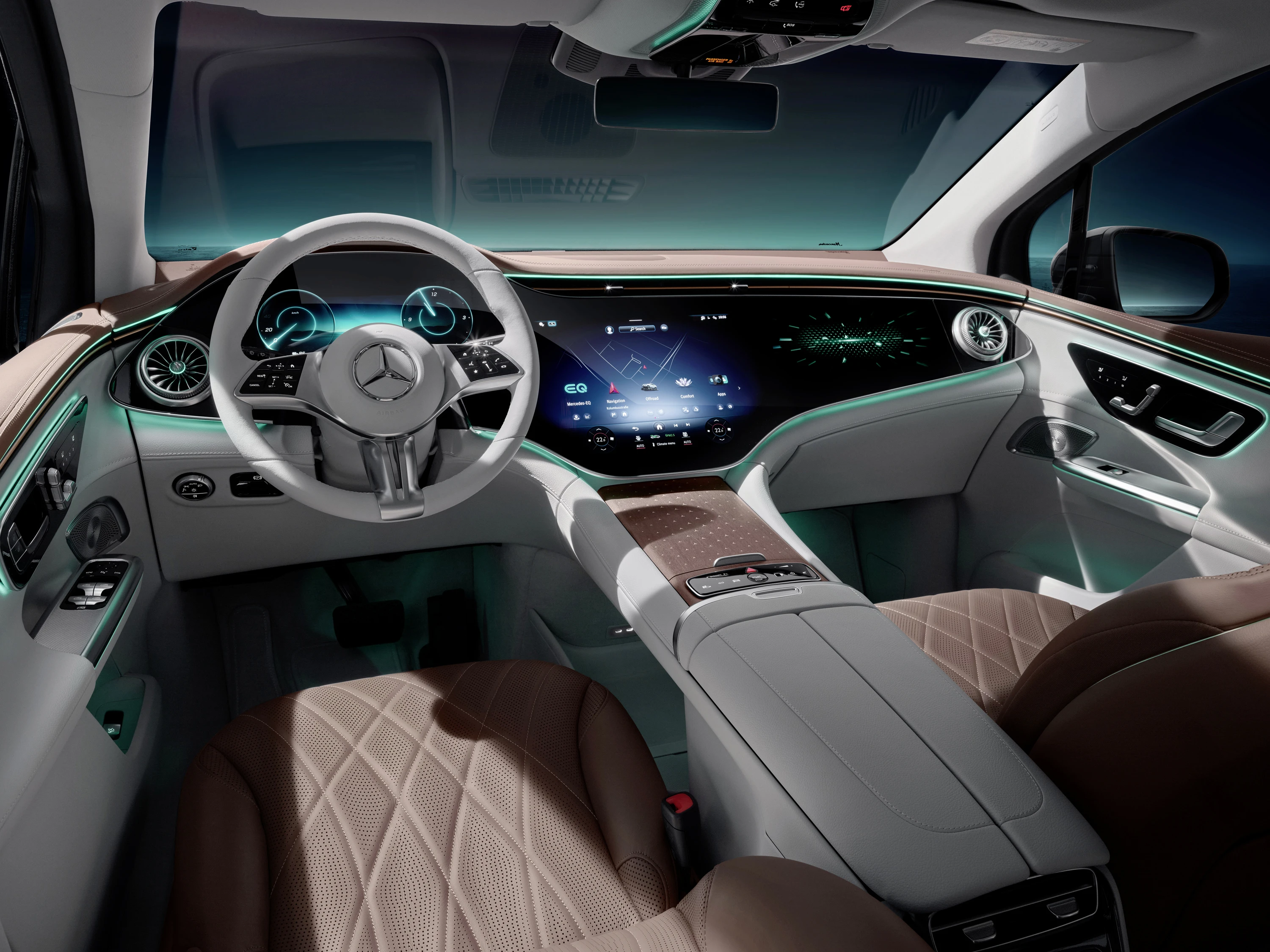 Mercedes-EQ EQE 350 4MATIC SUV interior view