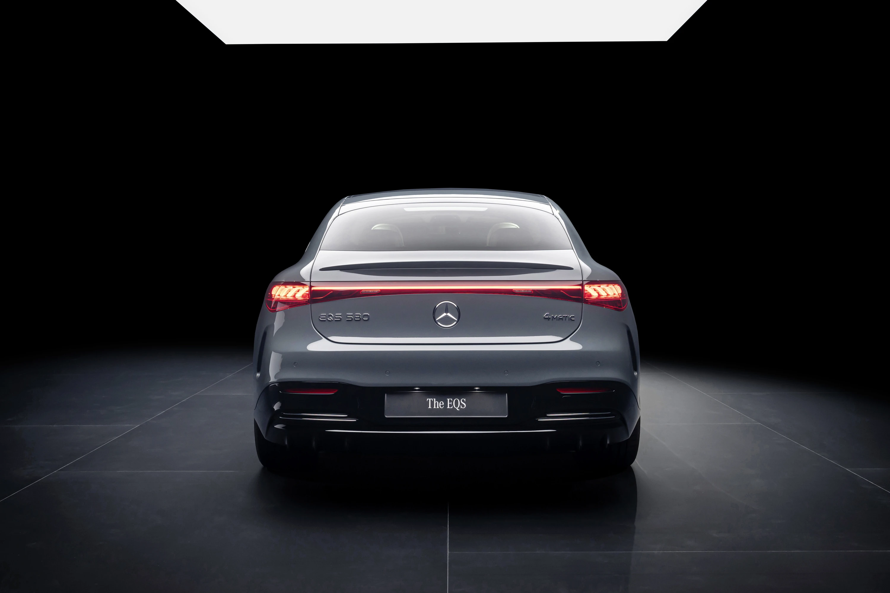 Mercedes-EQ EQS 450 4MATIC exterior view