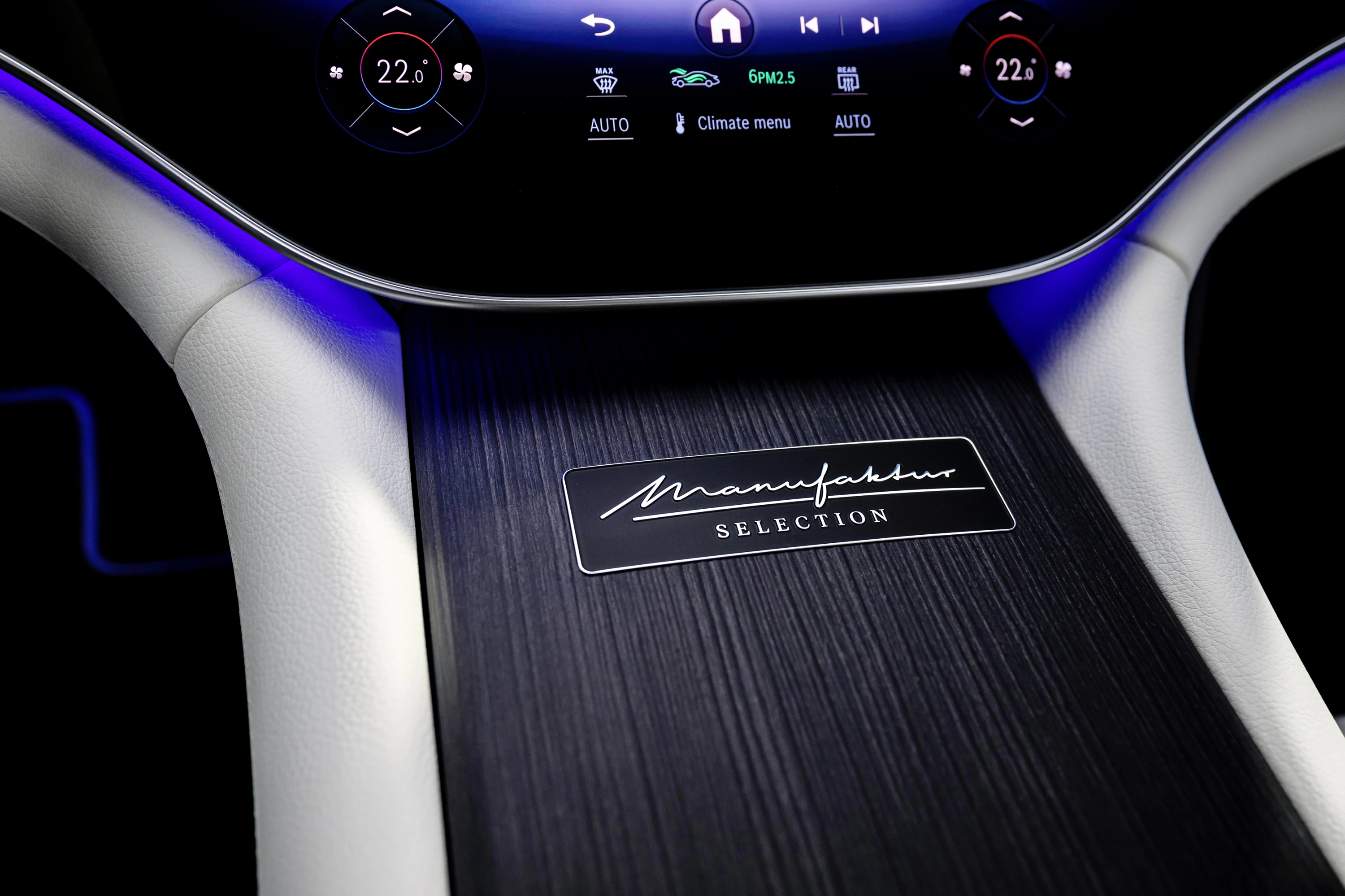 Mercedes-EQ EQS 450 4MATIC details view