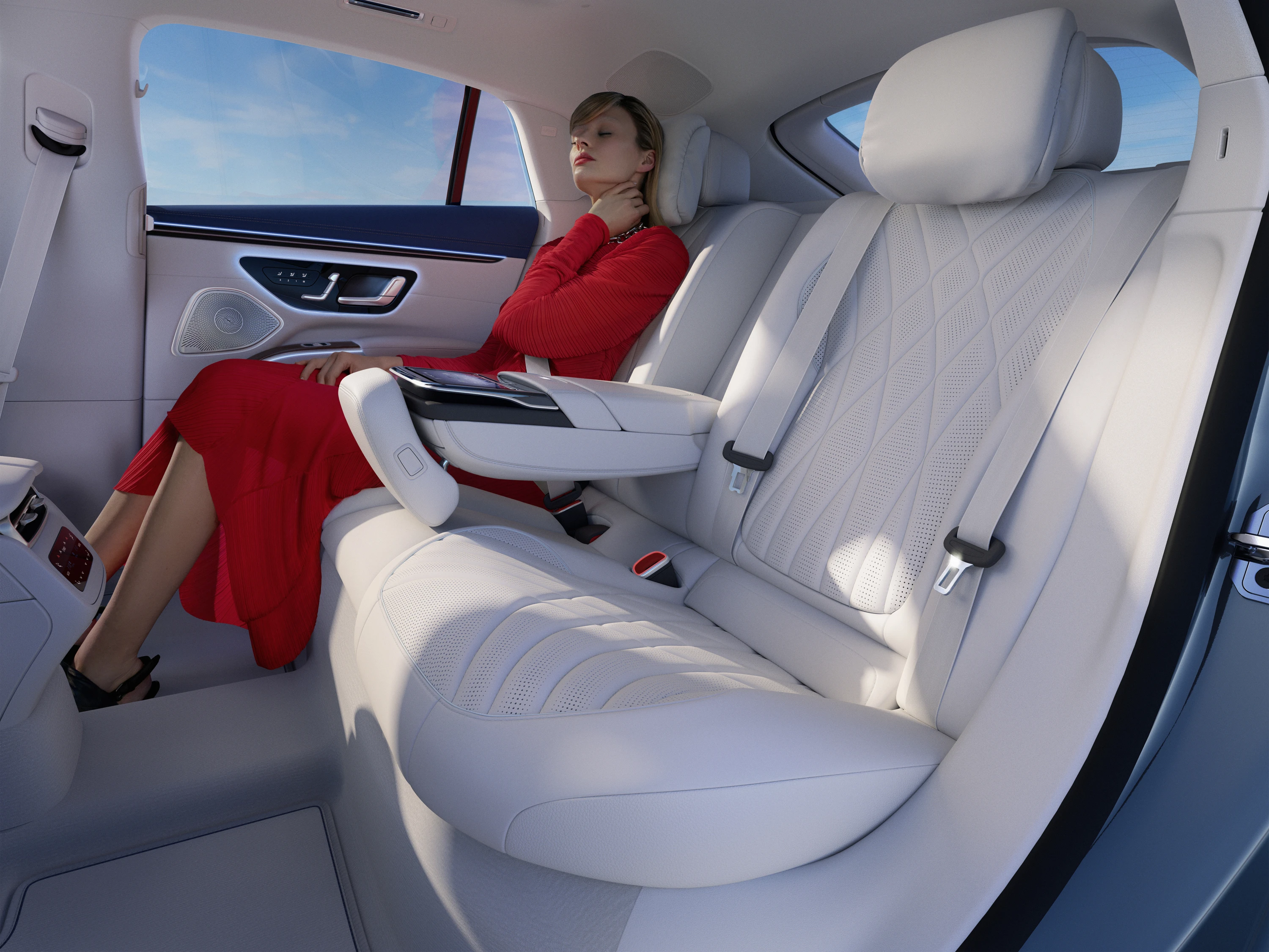 Mercedes-EQ EQS 500 4MATIC secondrowseats view