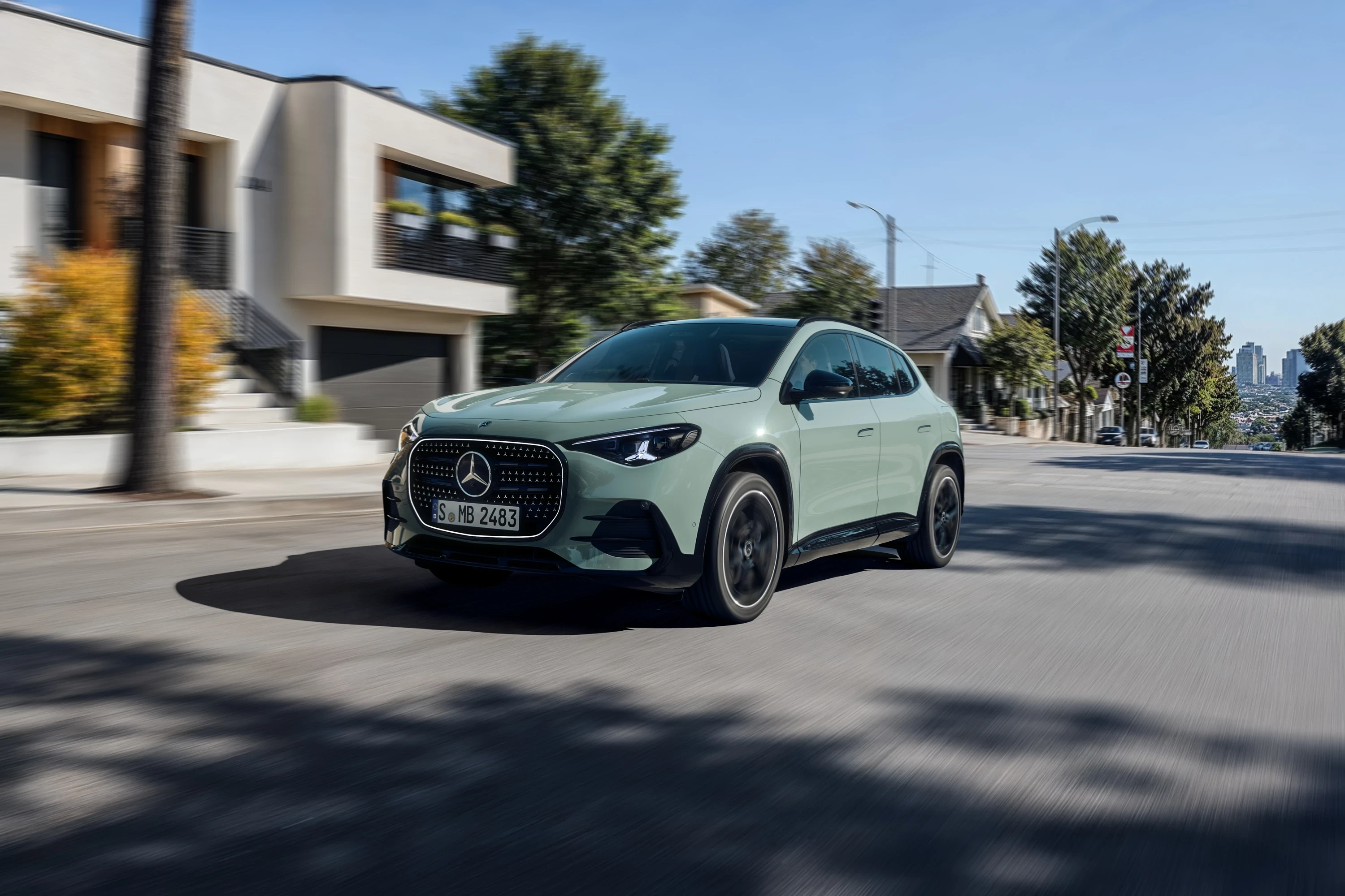Mercedes GLA 200 exterior view