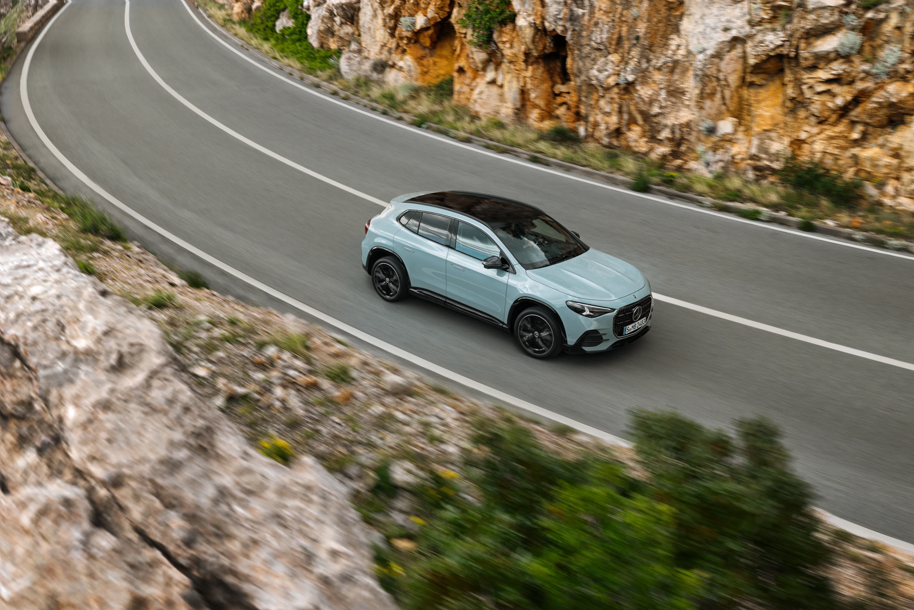 Mercedes GLA 200 exterior view