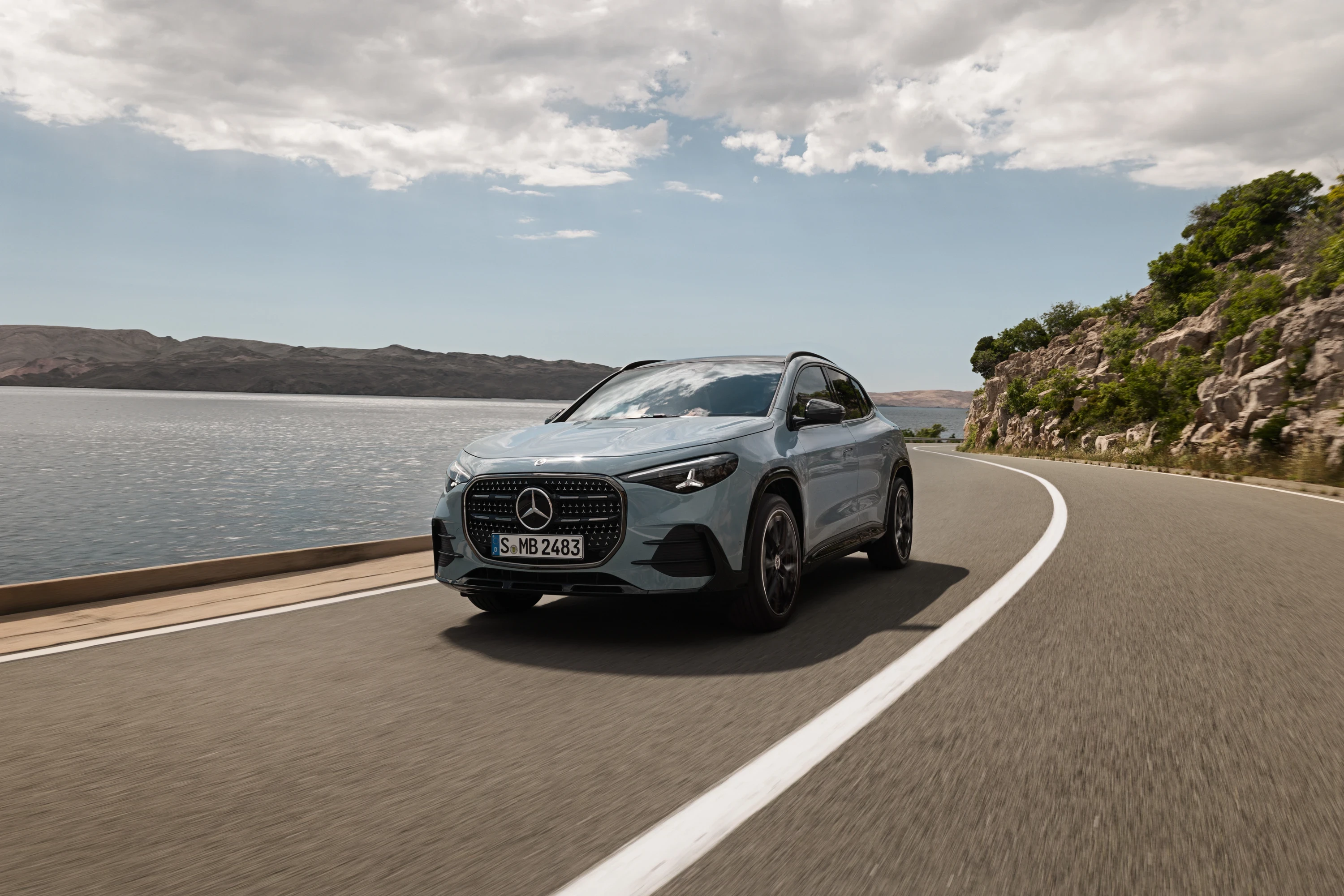 Mercedes GLA 200 exterior view