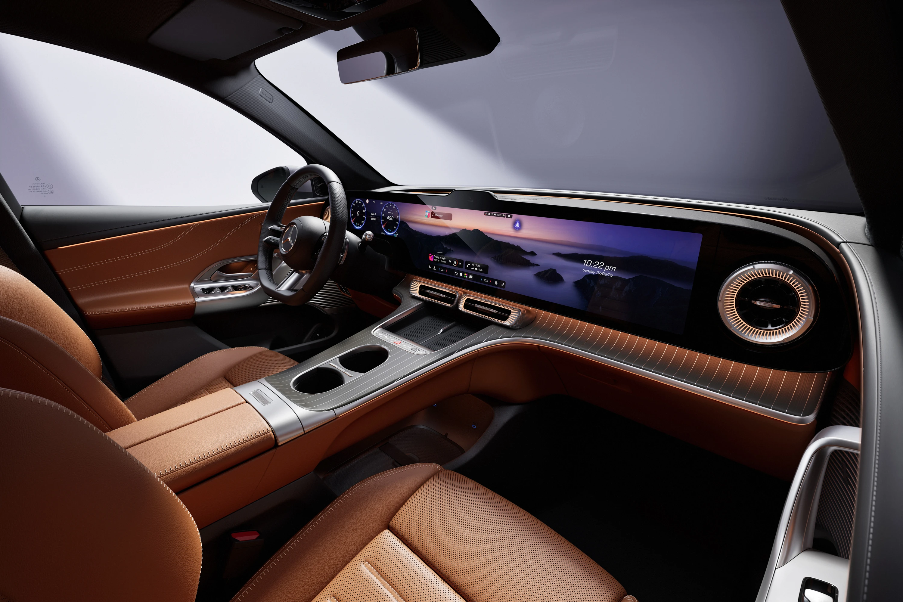 Mercedes GLC 250 screens view