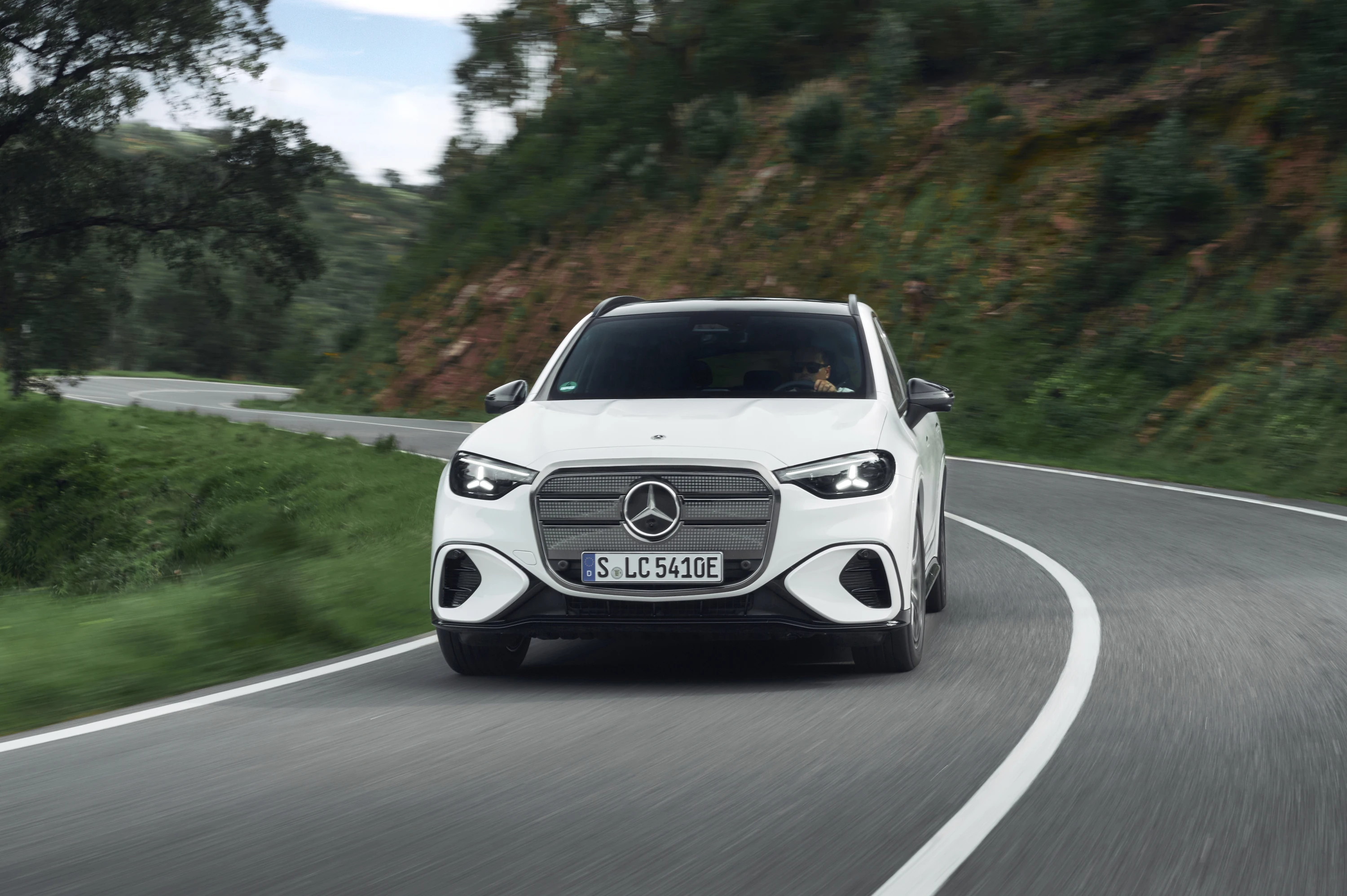 Mercedes GLC 300 4Matic exterior view