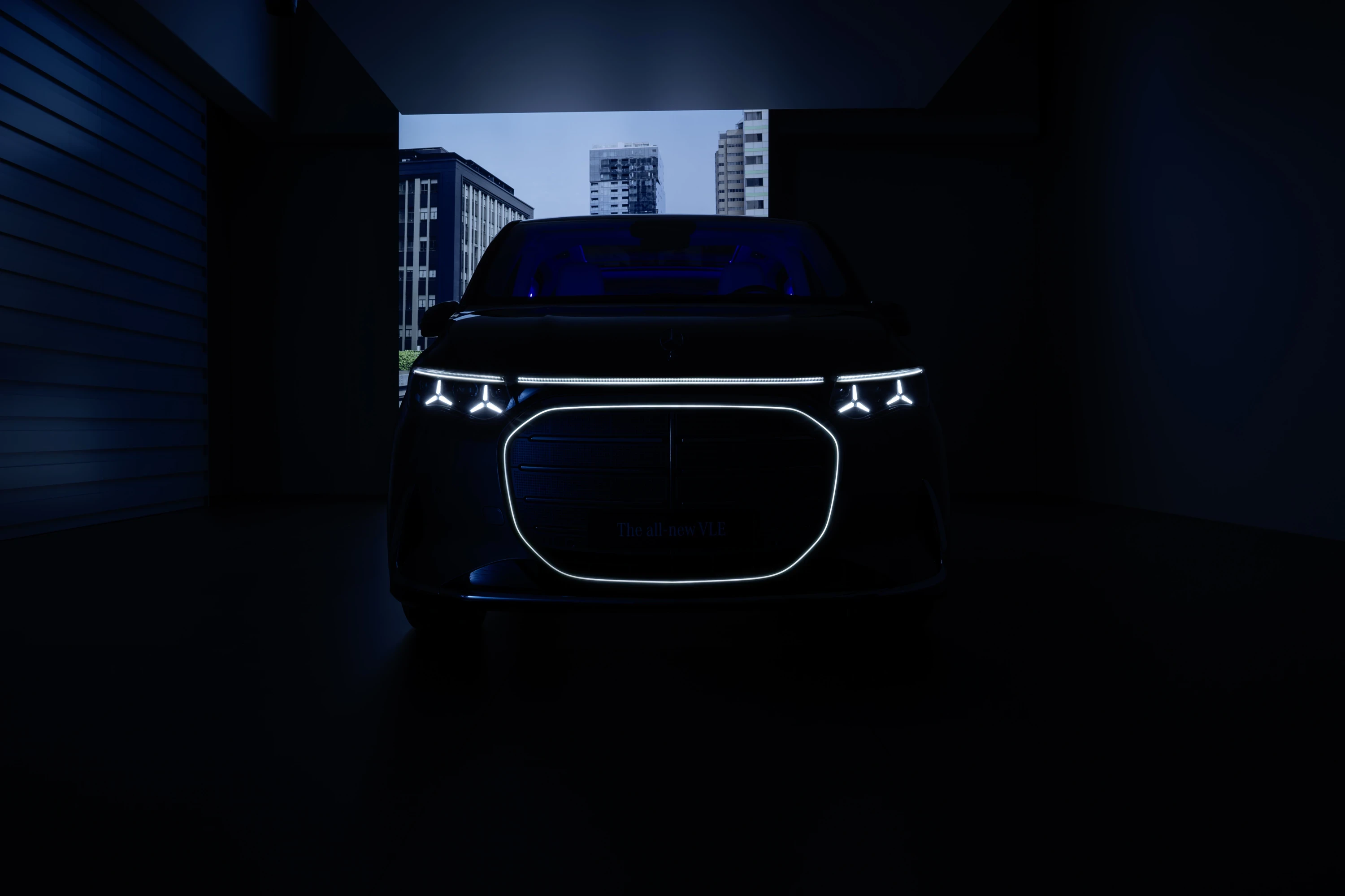 Mercedes VLE 300 headlights view