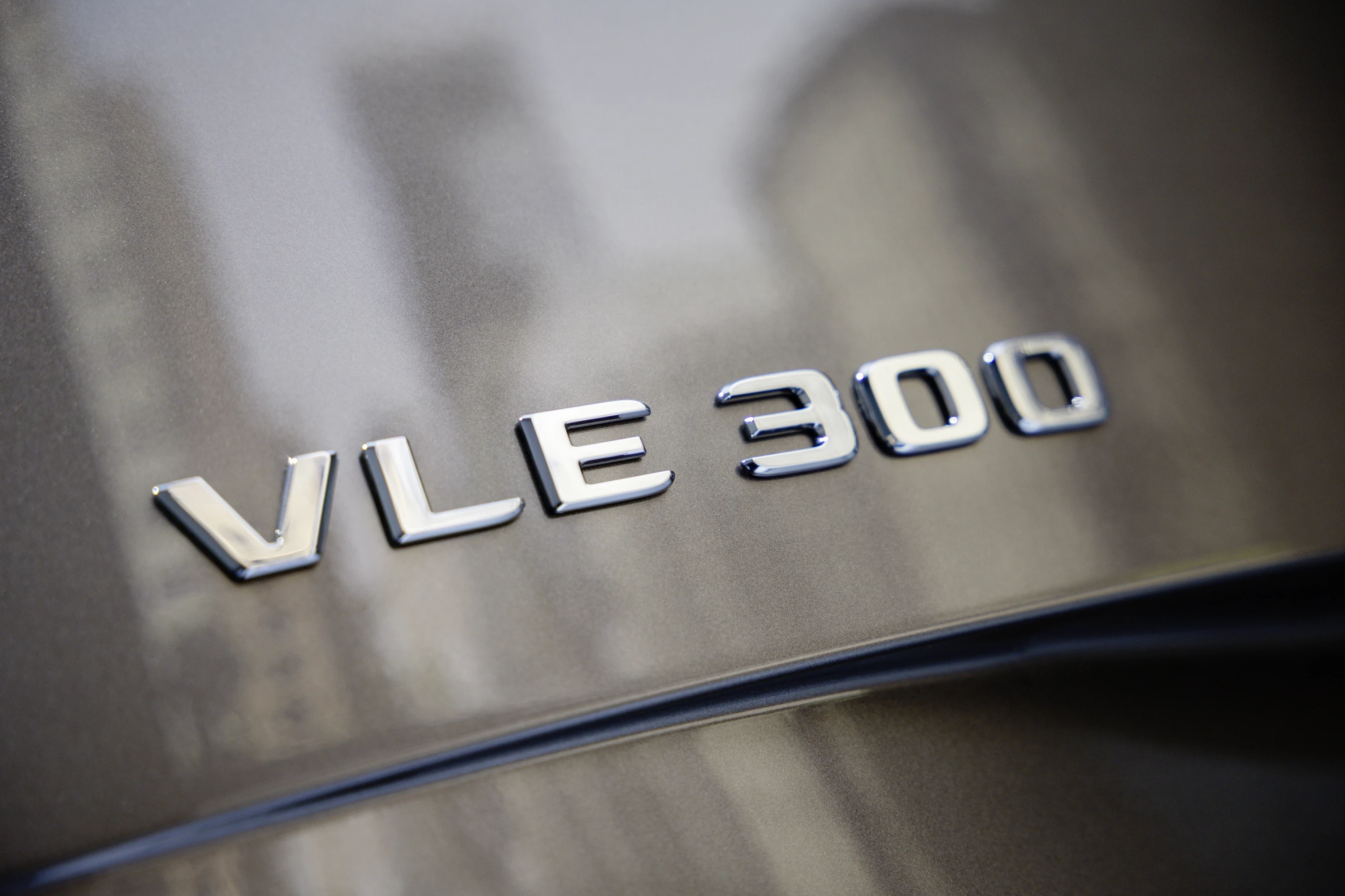 Mercedes VLE 300 details view