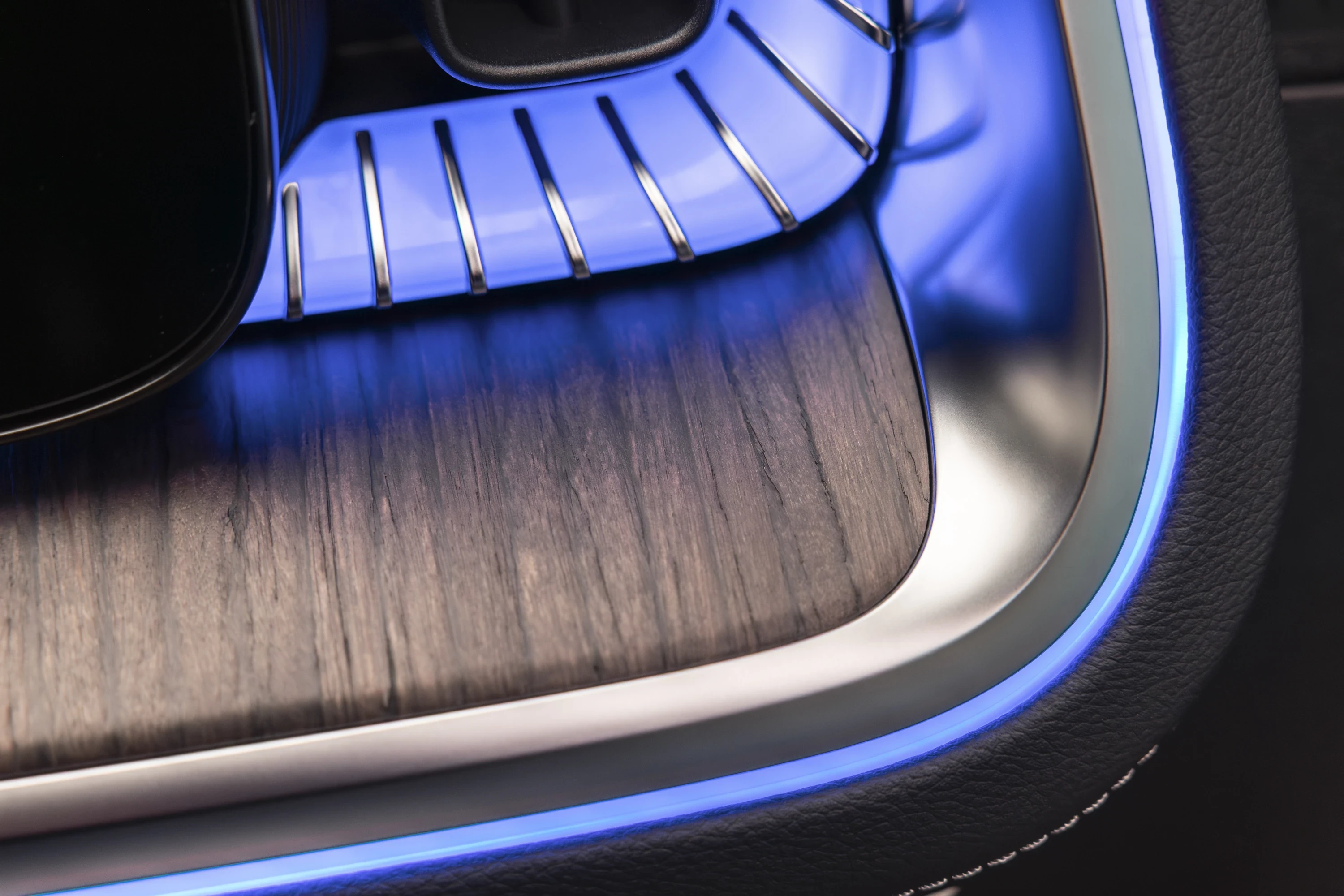 Mercedes VLE 300 details view