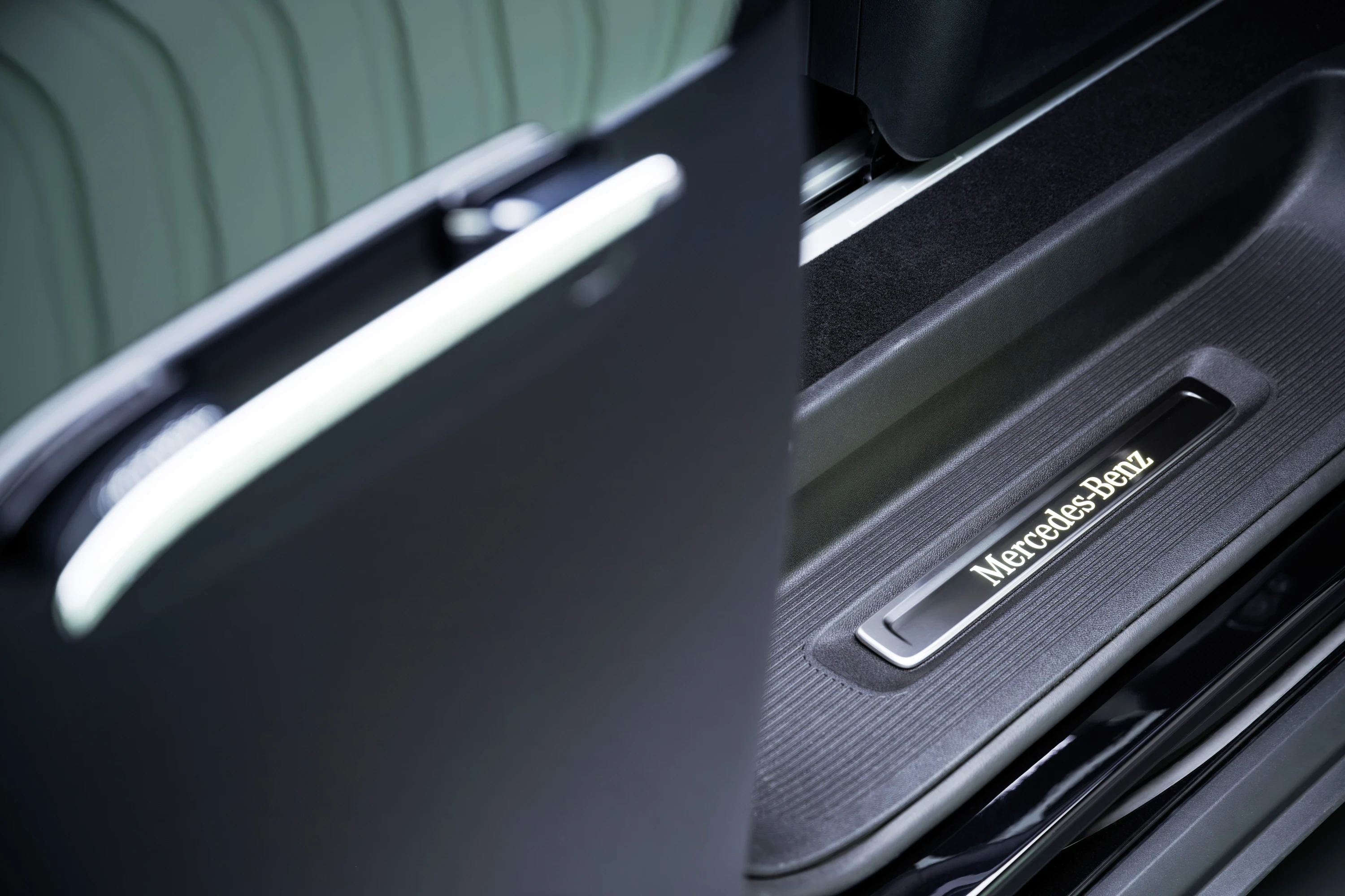 Mercedes VLE 300 details view