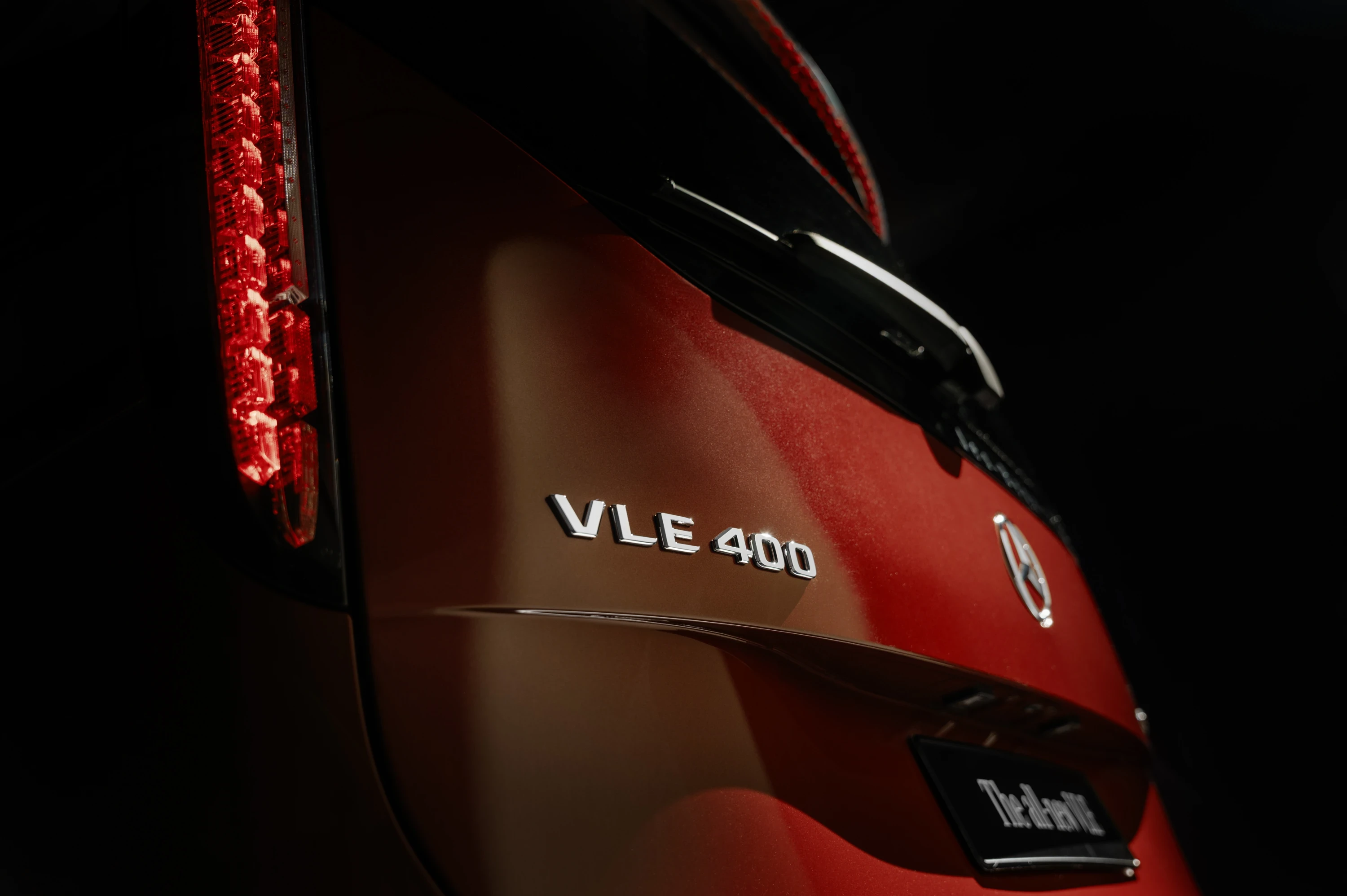 Mercedes VLE 300 details view