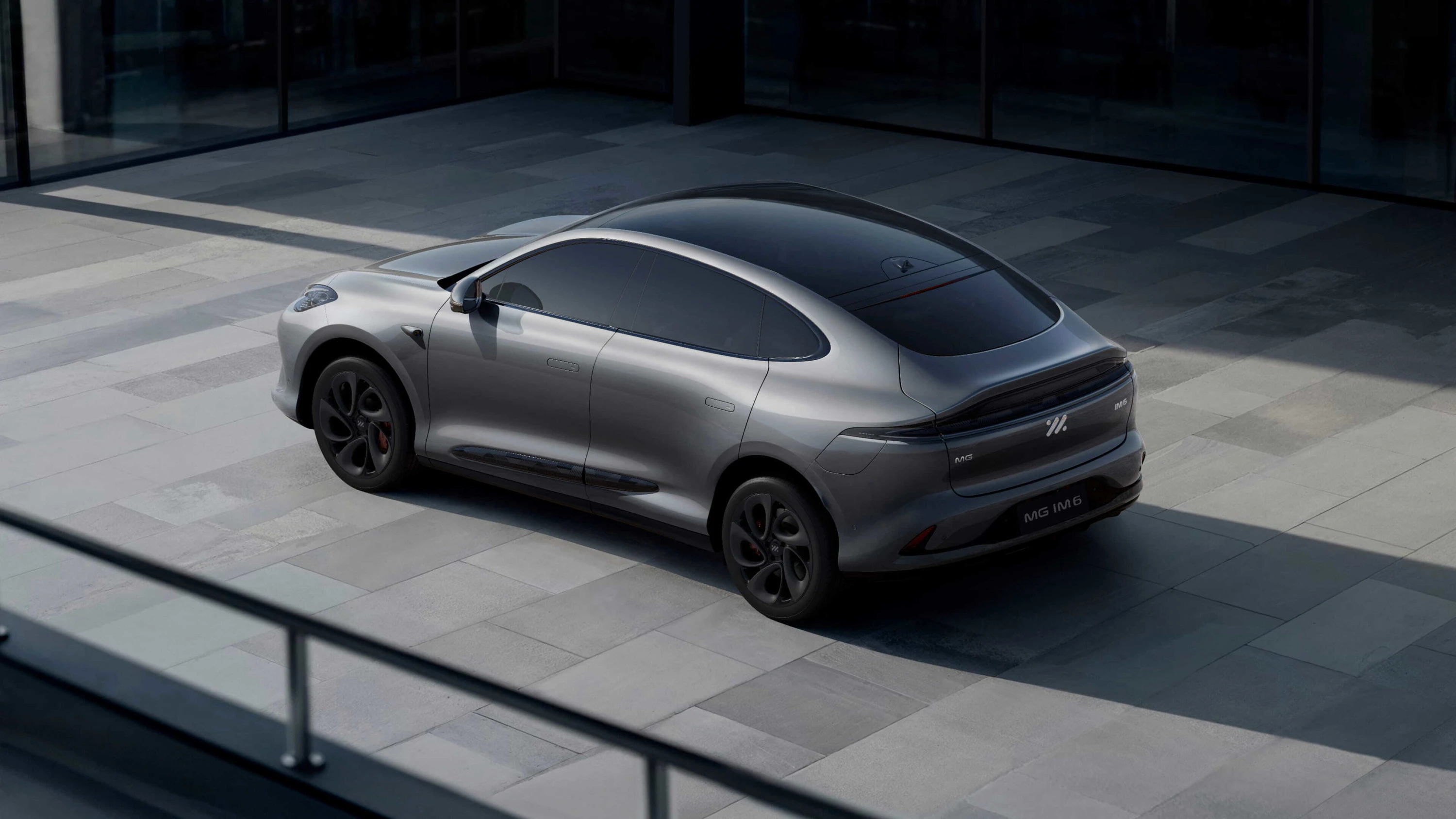MG IM6 Performance exterior view