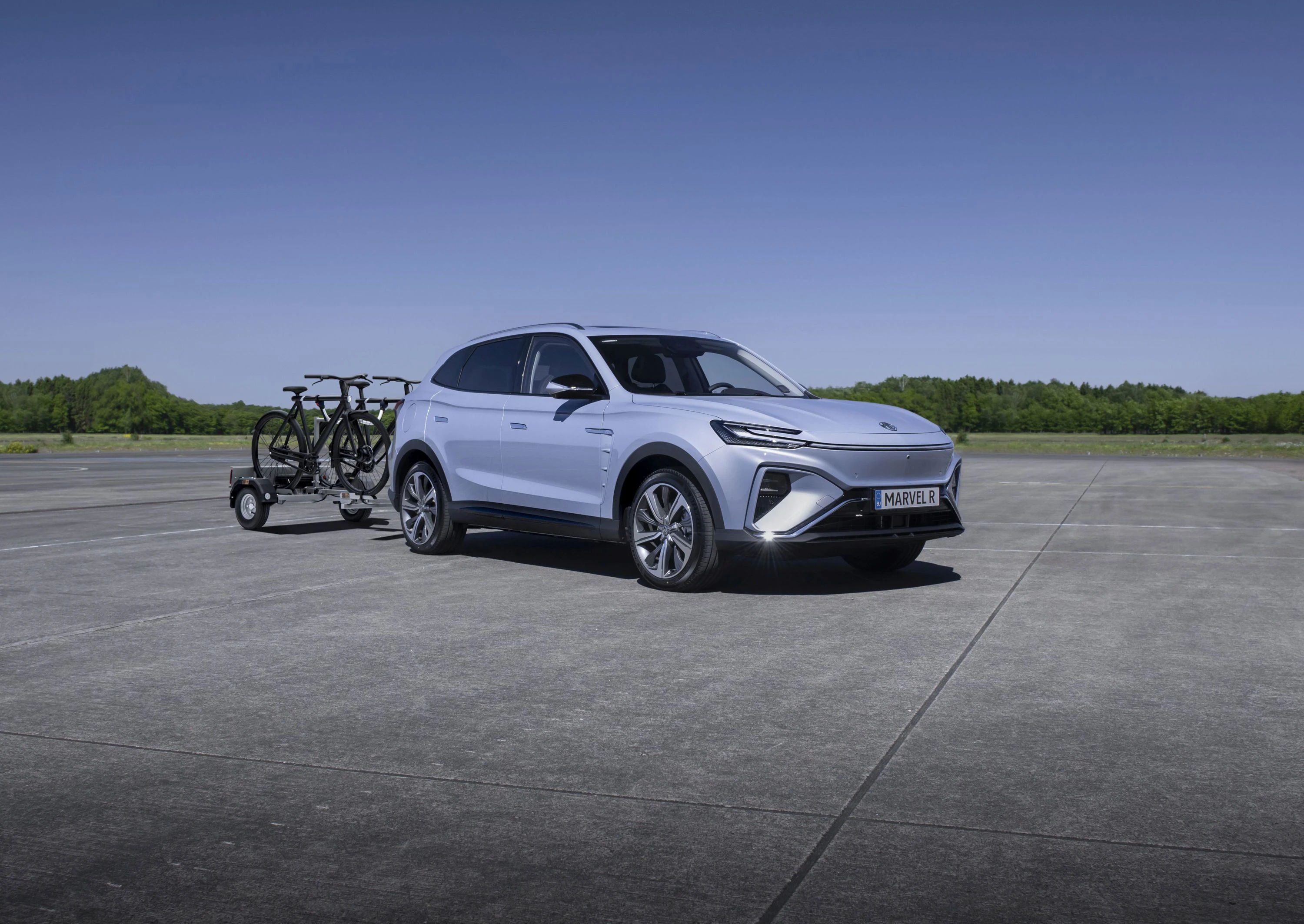 MG Marvel R Electric Performance trailer view