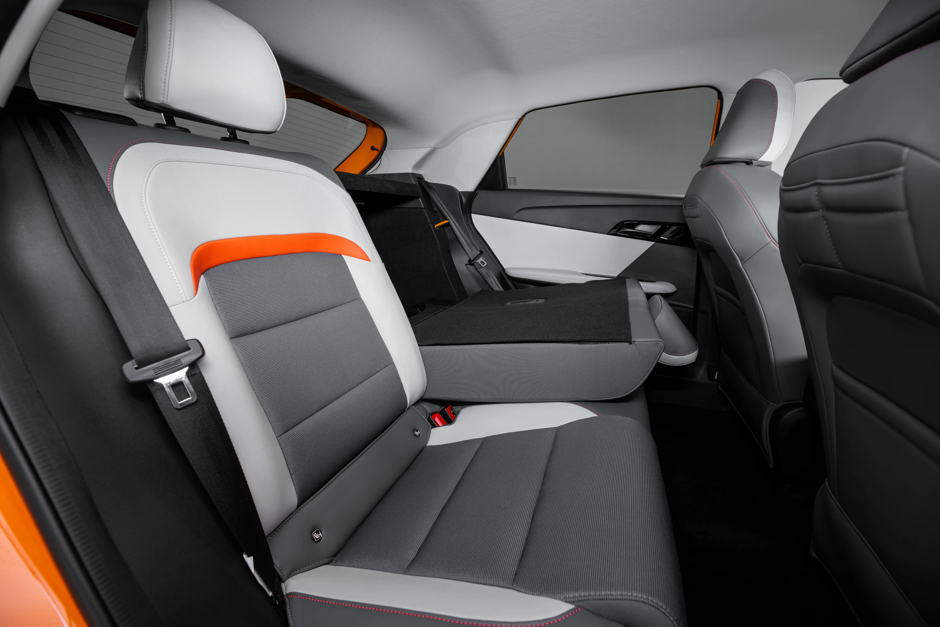 MG MG4 Electric XPOWER secondrowseats view