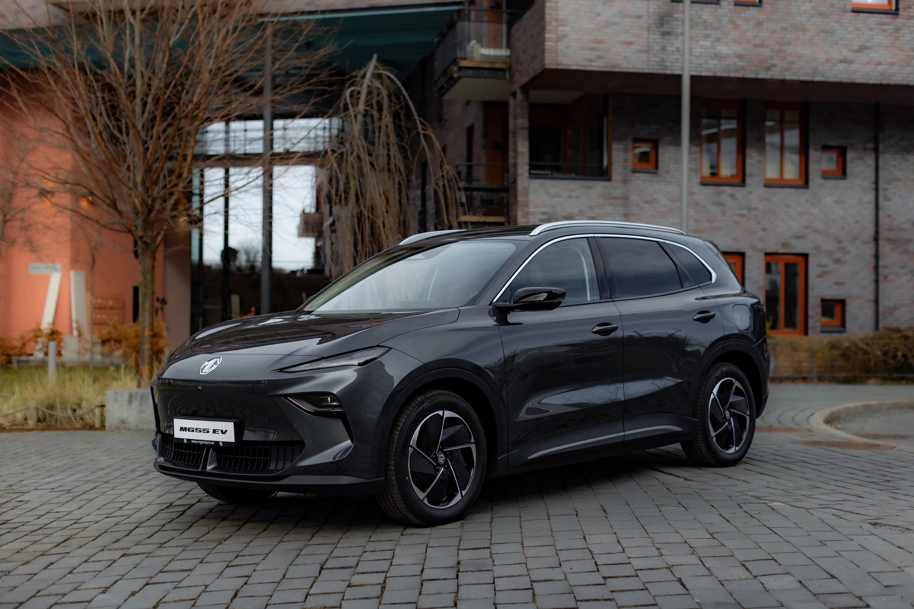 MG MGS5 EV Long Range electric vehicle