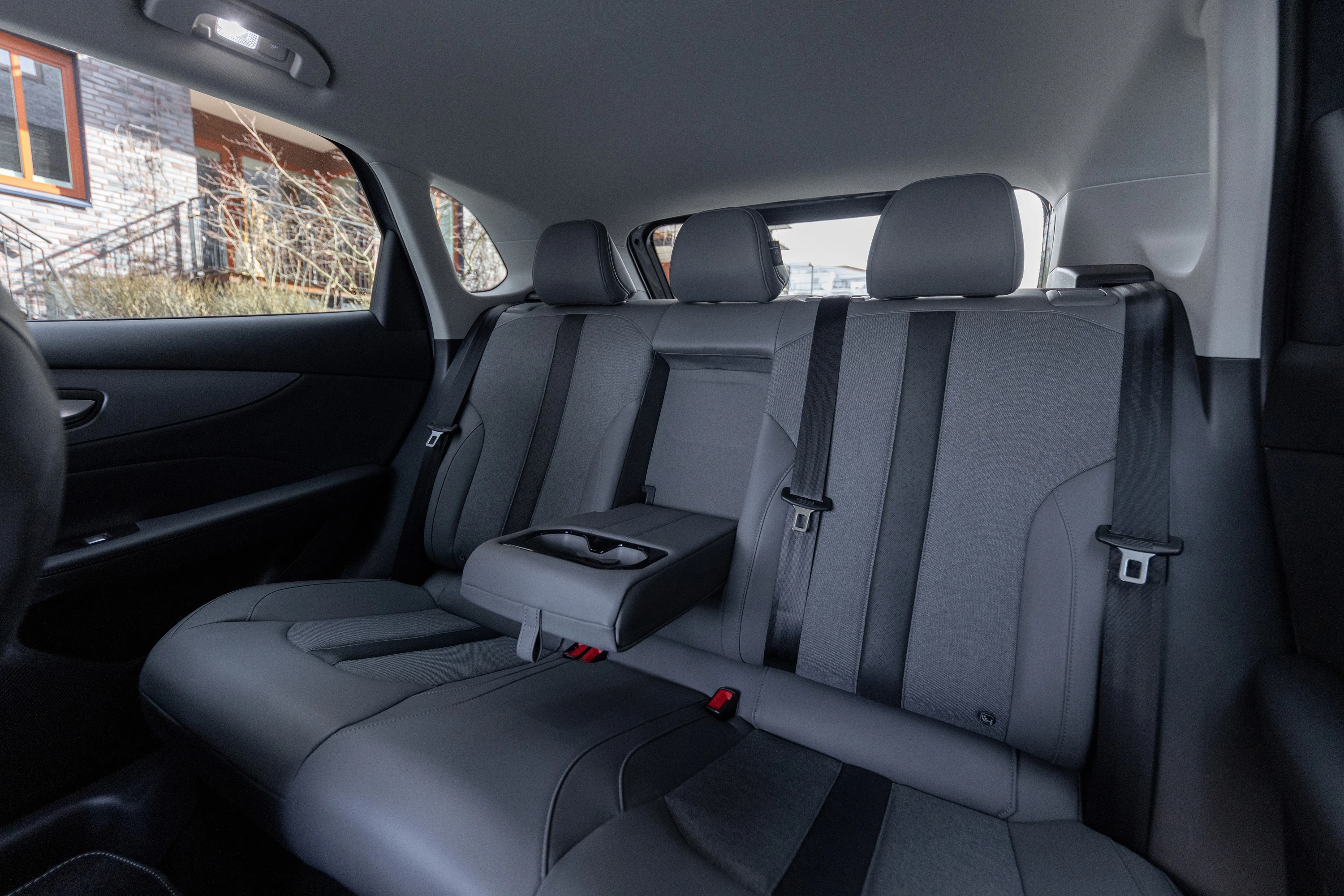 MG MGS5 EV Long Range secondrowseats view