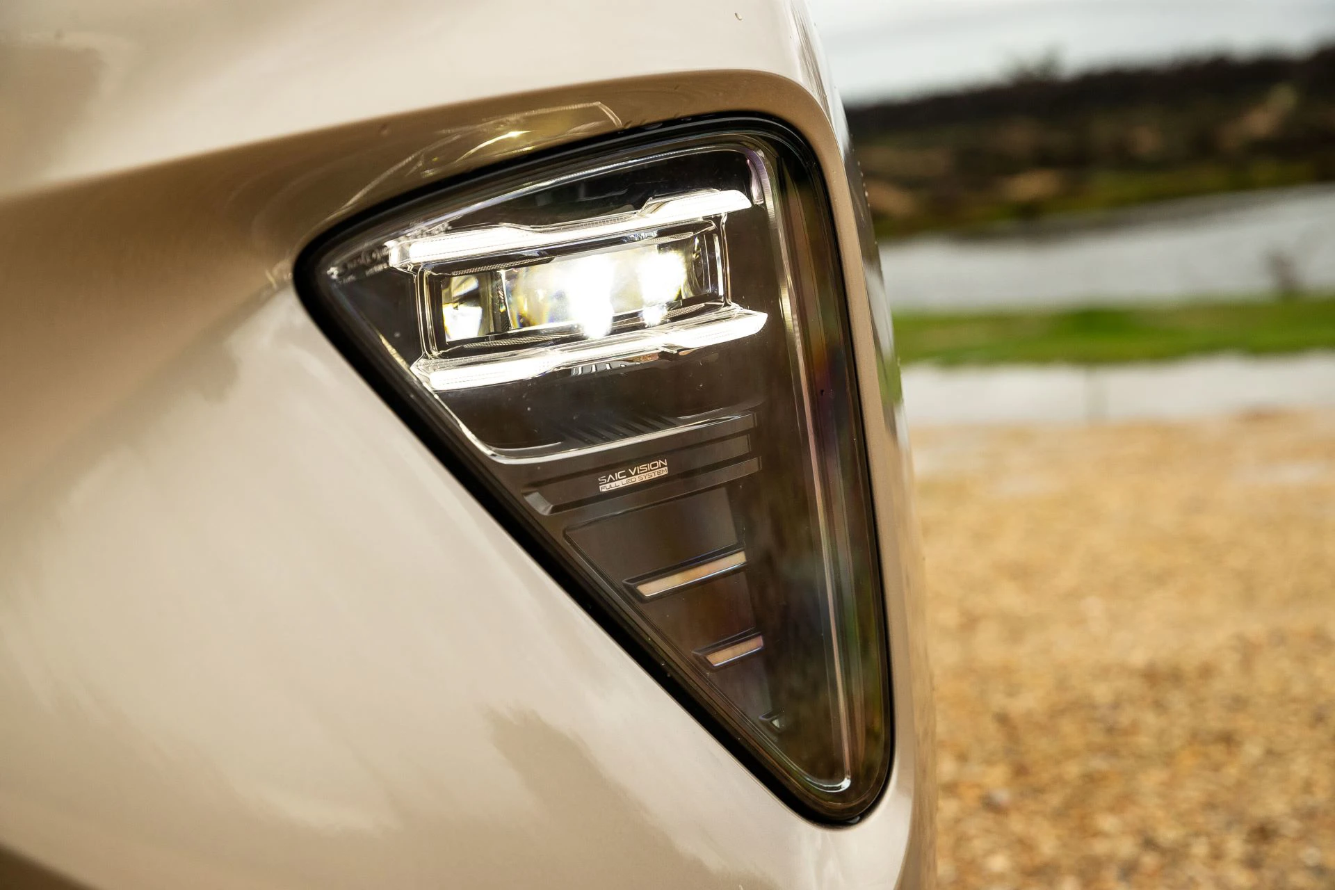 MG MGS6 EV AWD headlights view