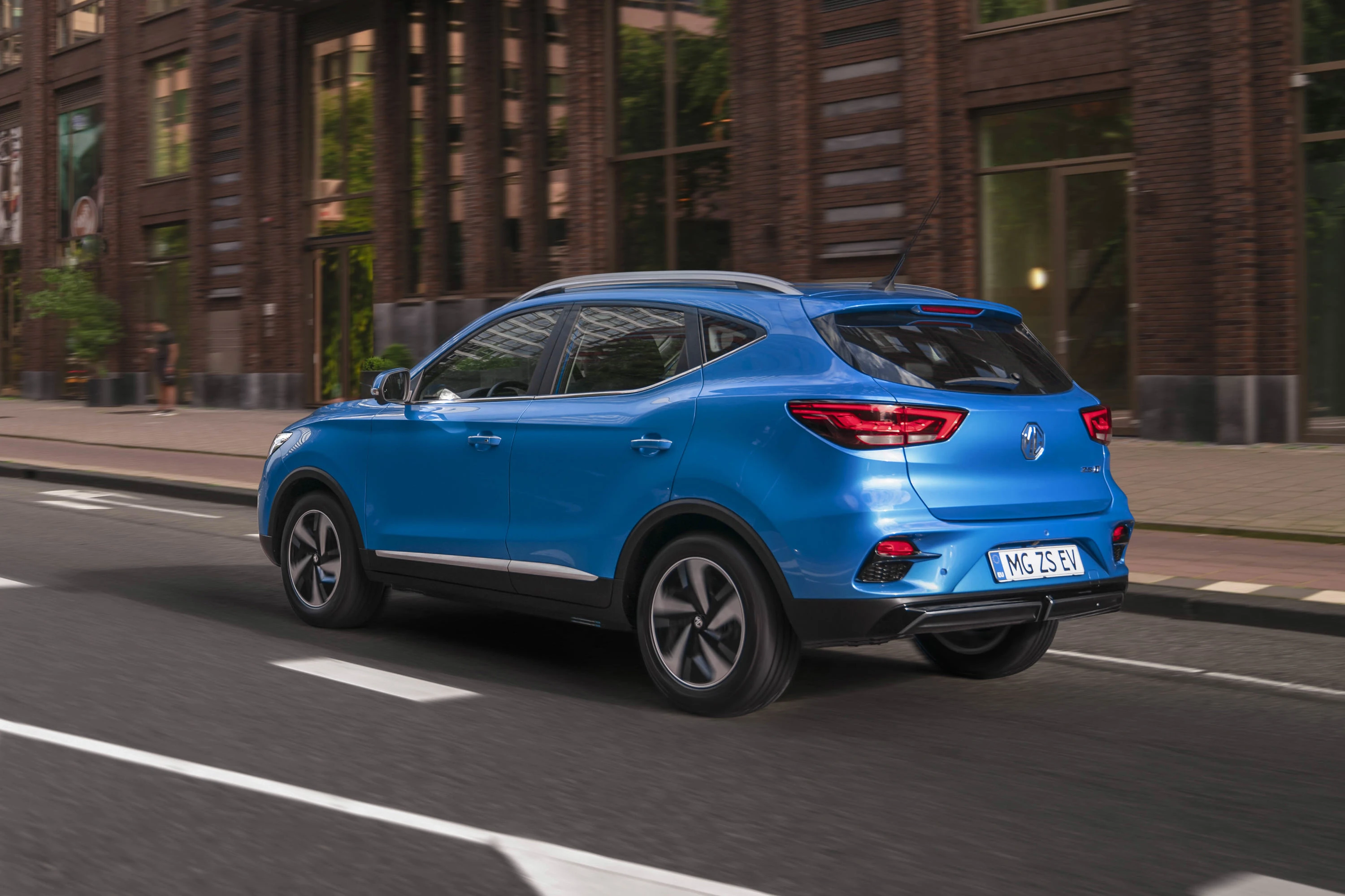 MG ZS EV Long Range exterior view
