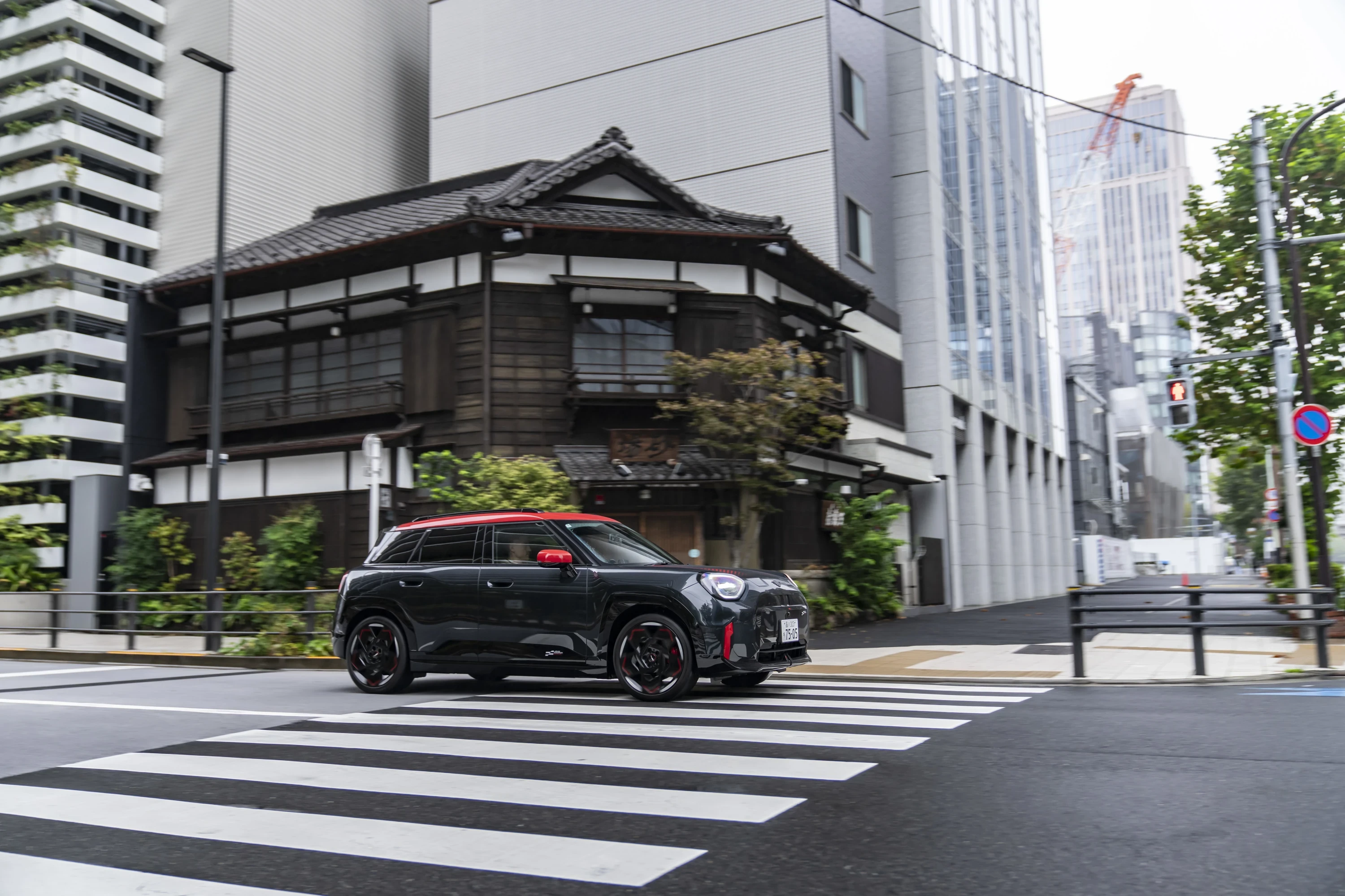 Mini Aceman JCW exterior view