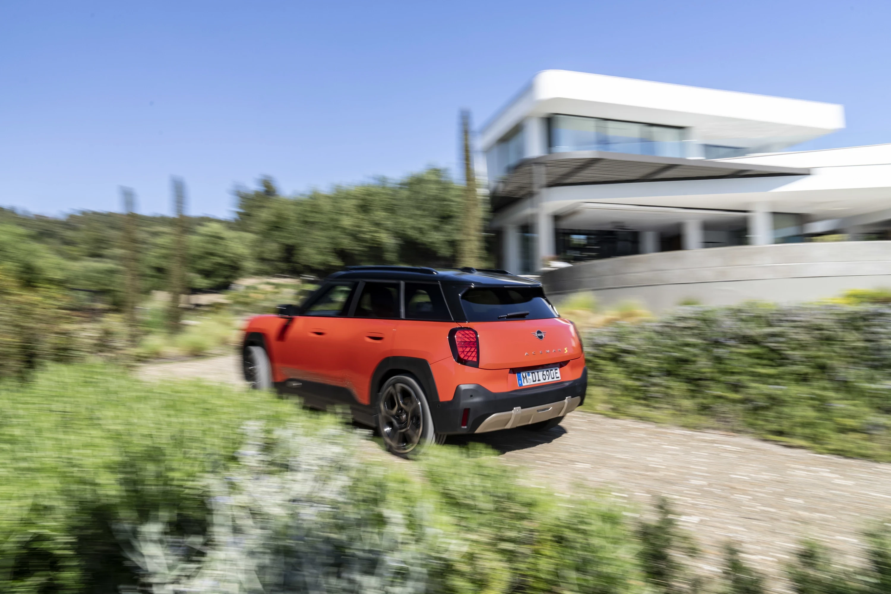 Mini Aceman SE exterior view