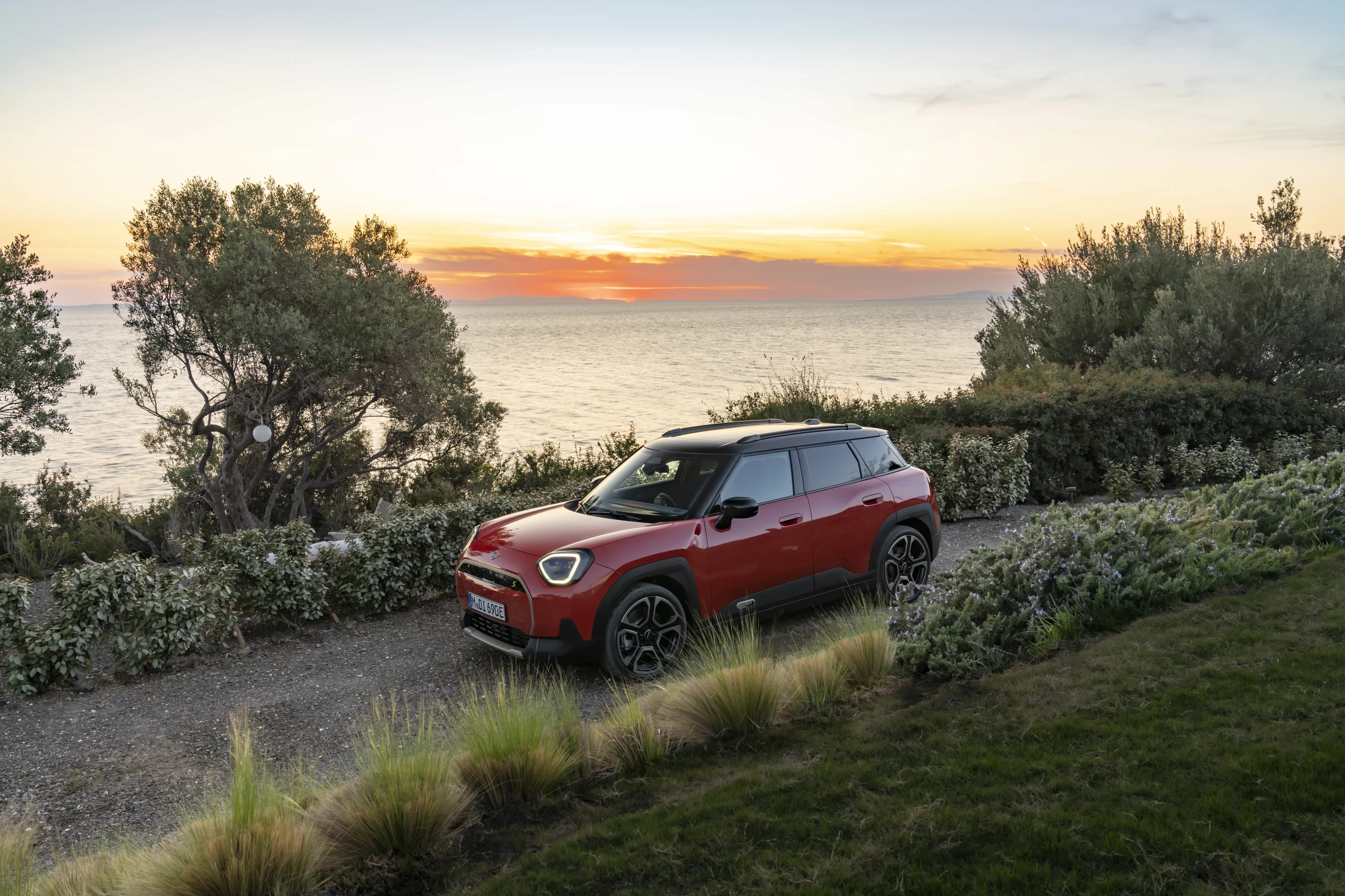 Mini Aceman SE exterior view
