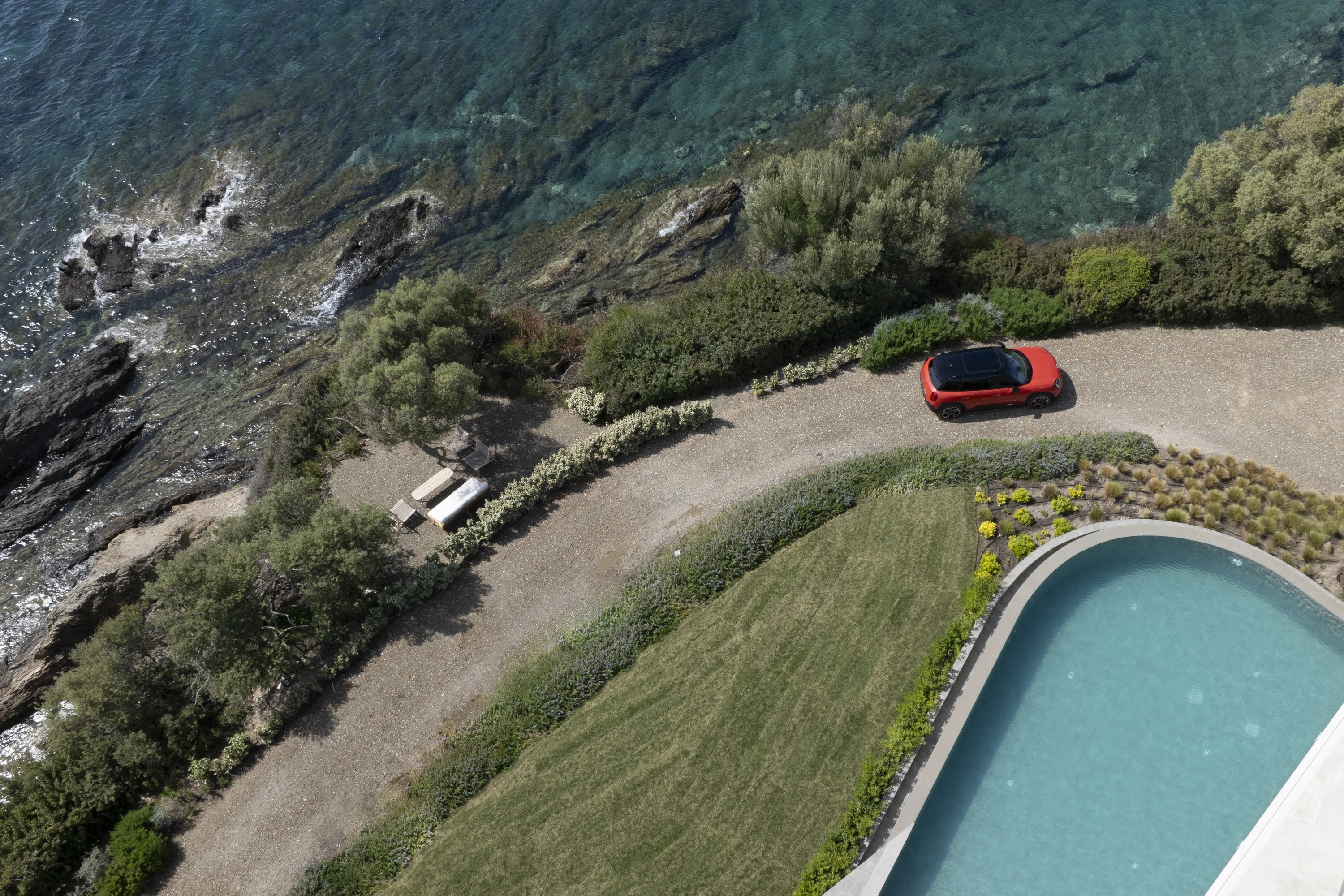 Mini Aceman SE exterior view
