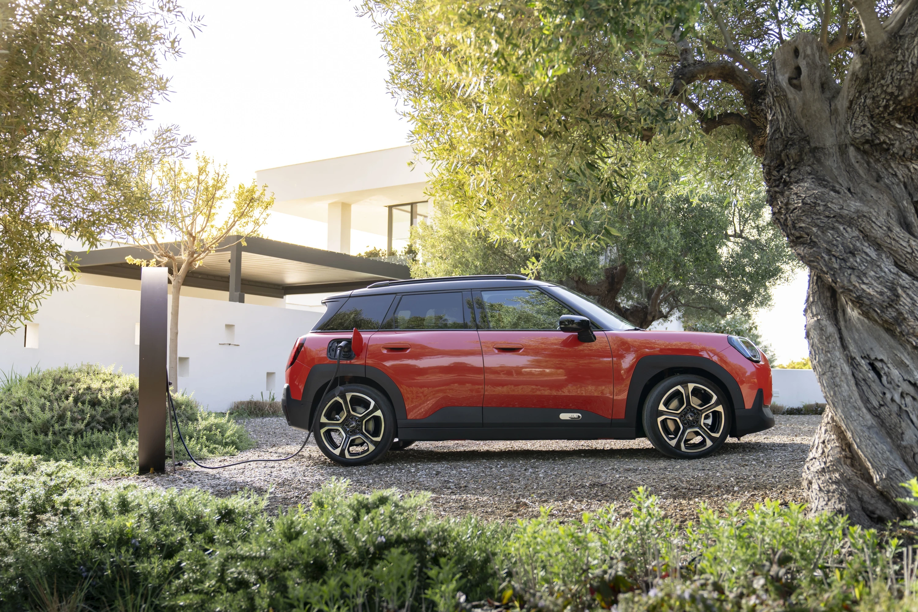 Mini Aceman SE exterior view