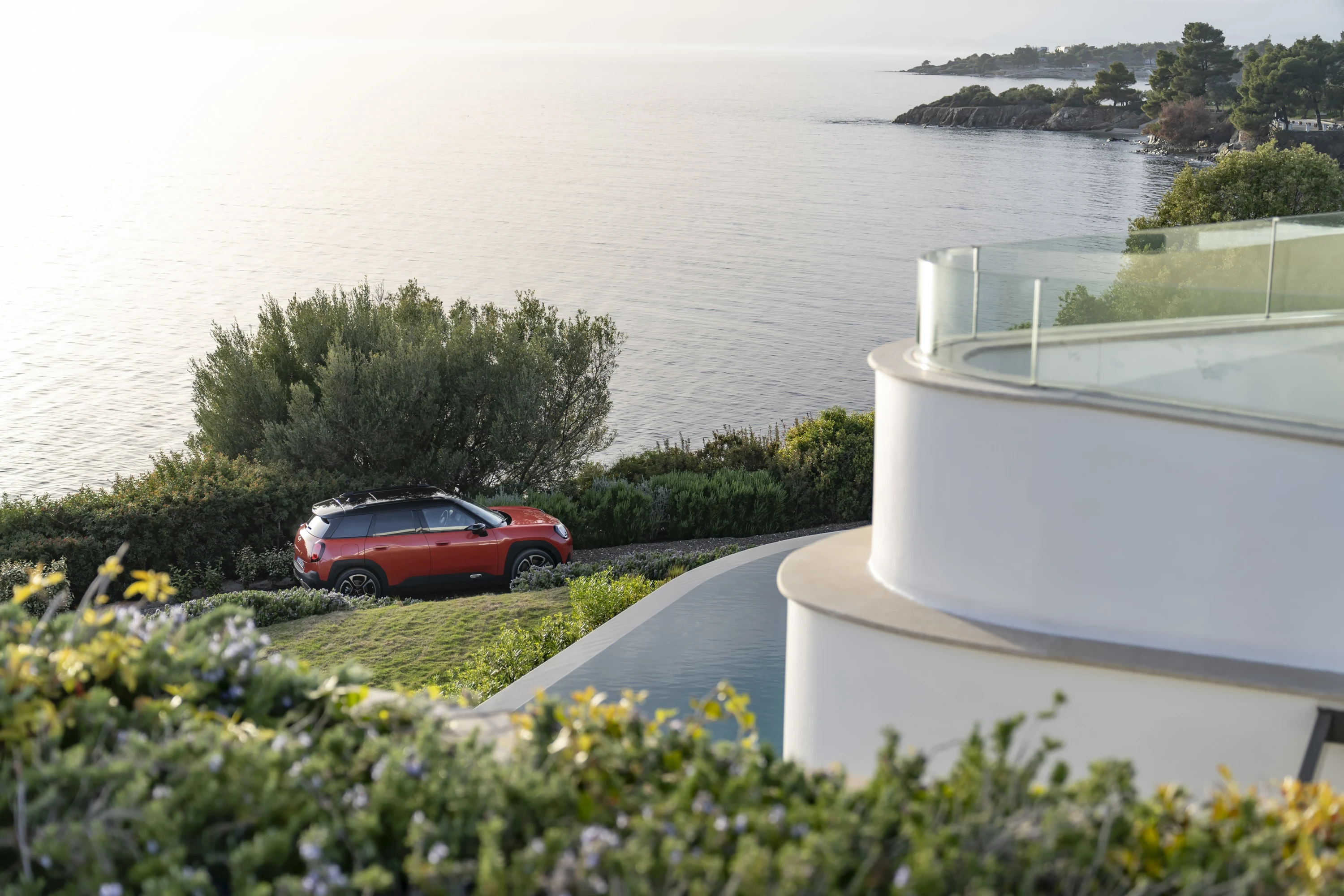Mini Aceman SE exterior view