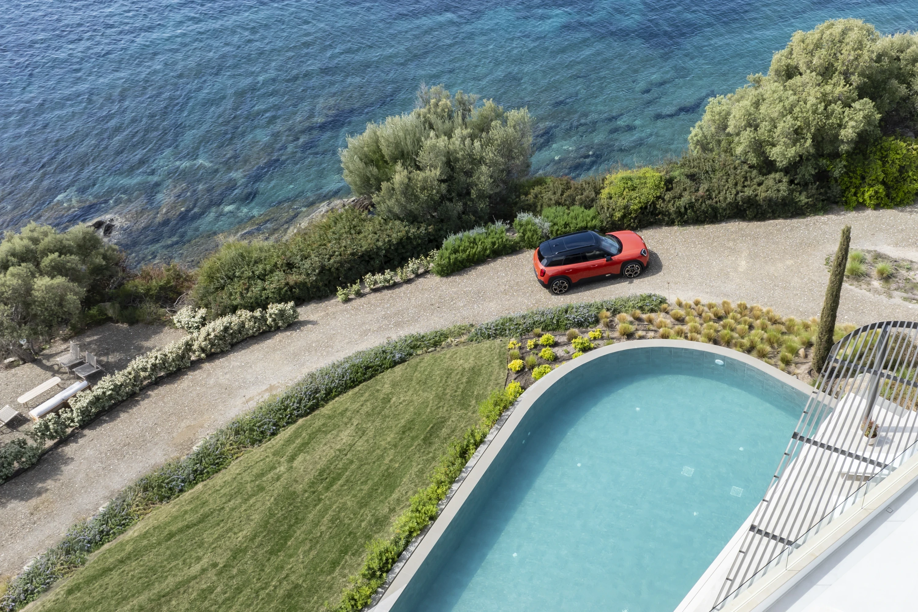 Mini Aceman SE exterior view
