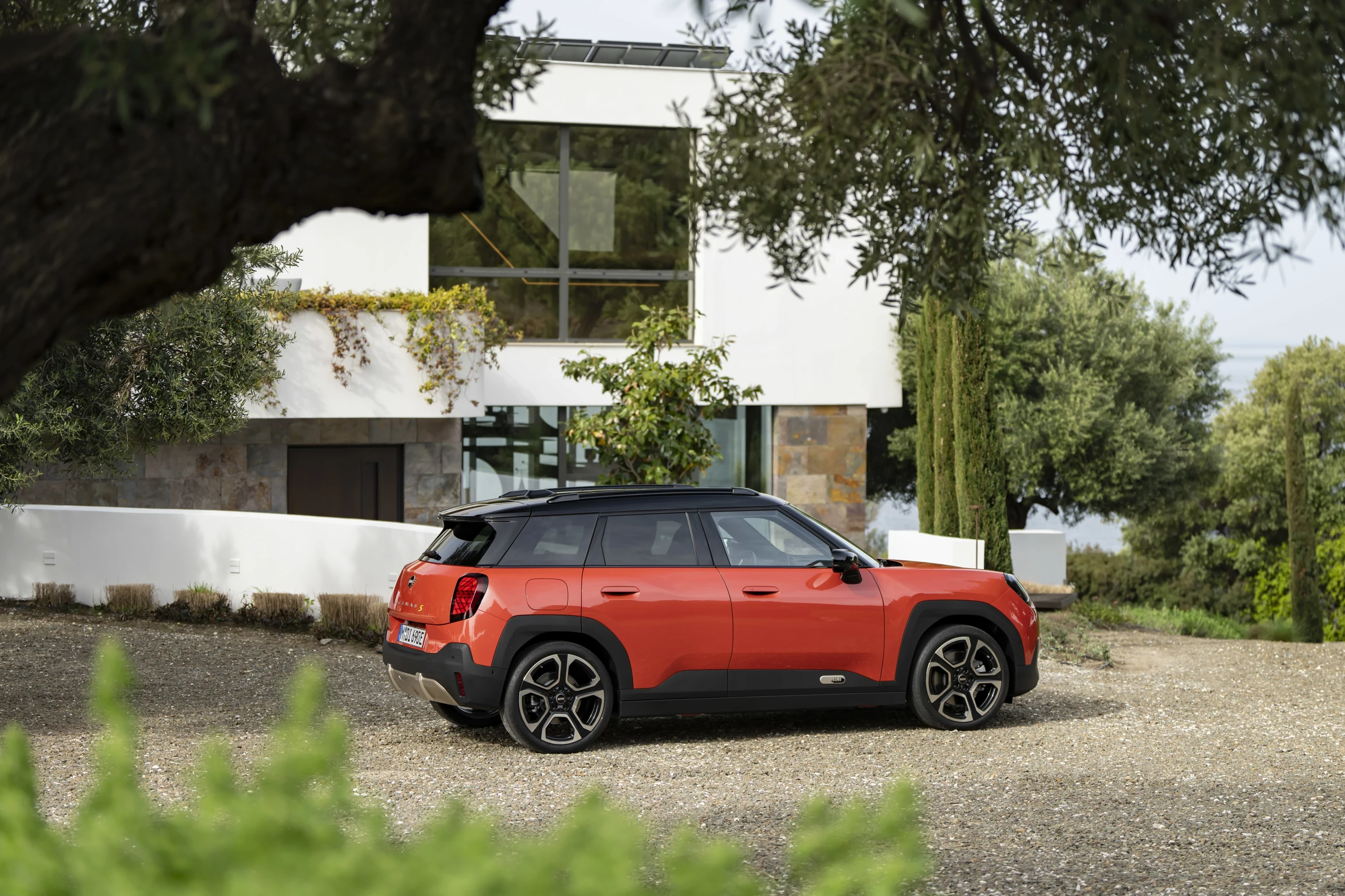 Mini Aceman SE exterior view