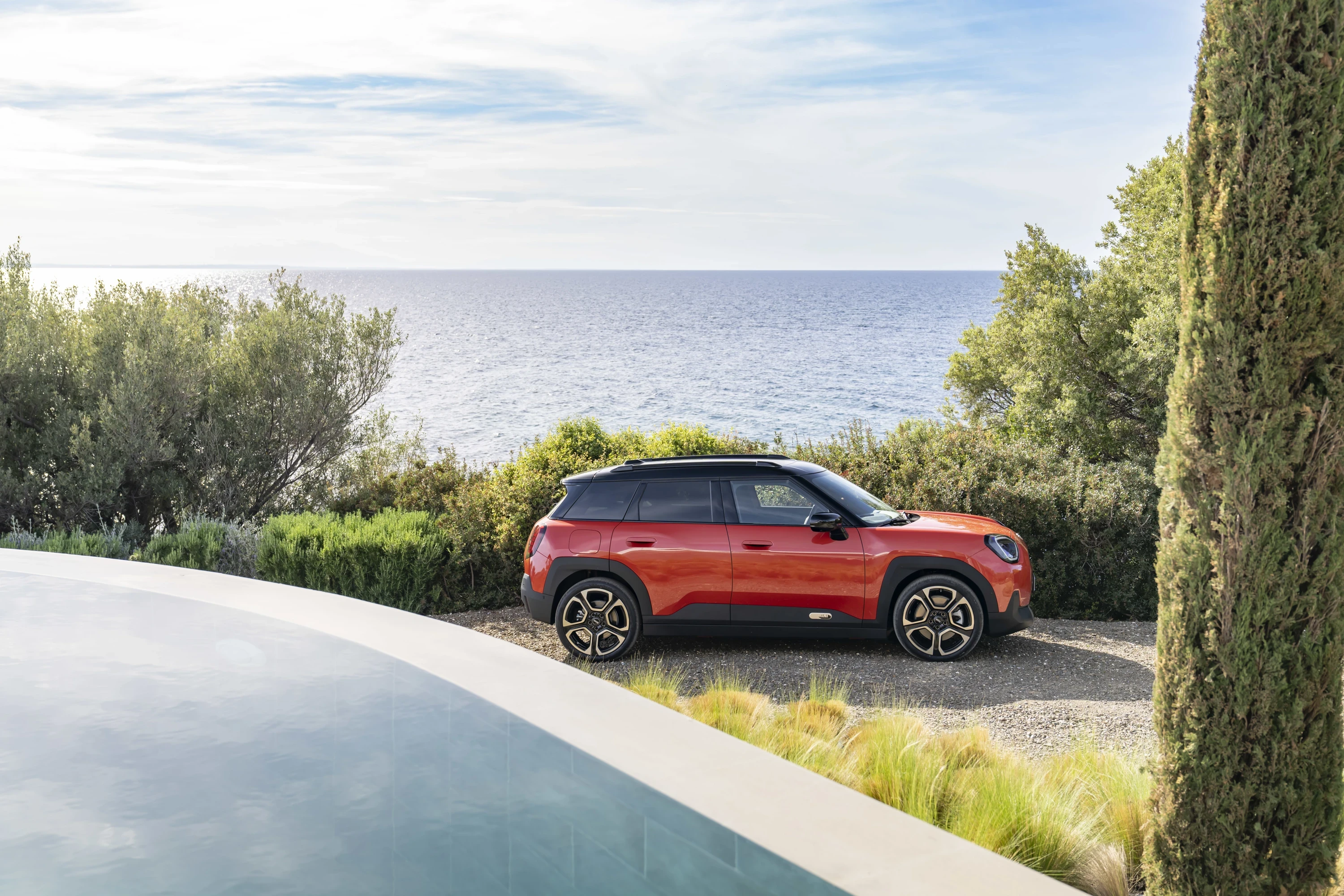Mini Aceman SE exterior view