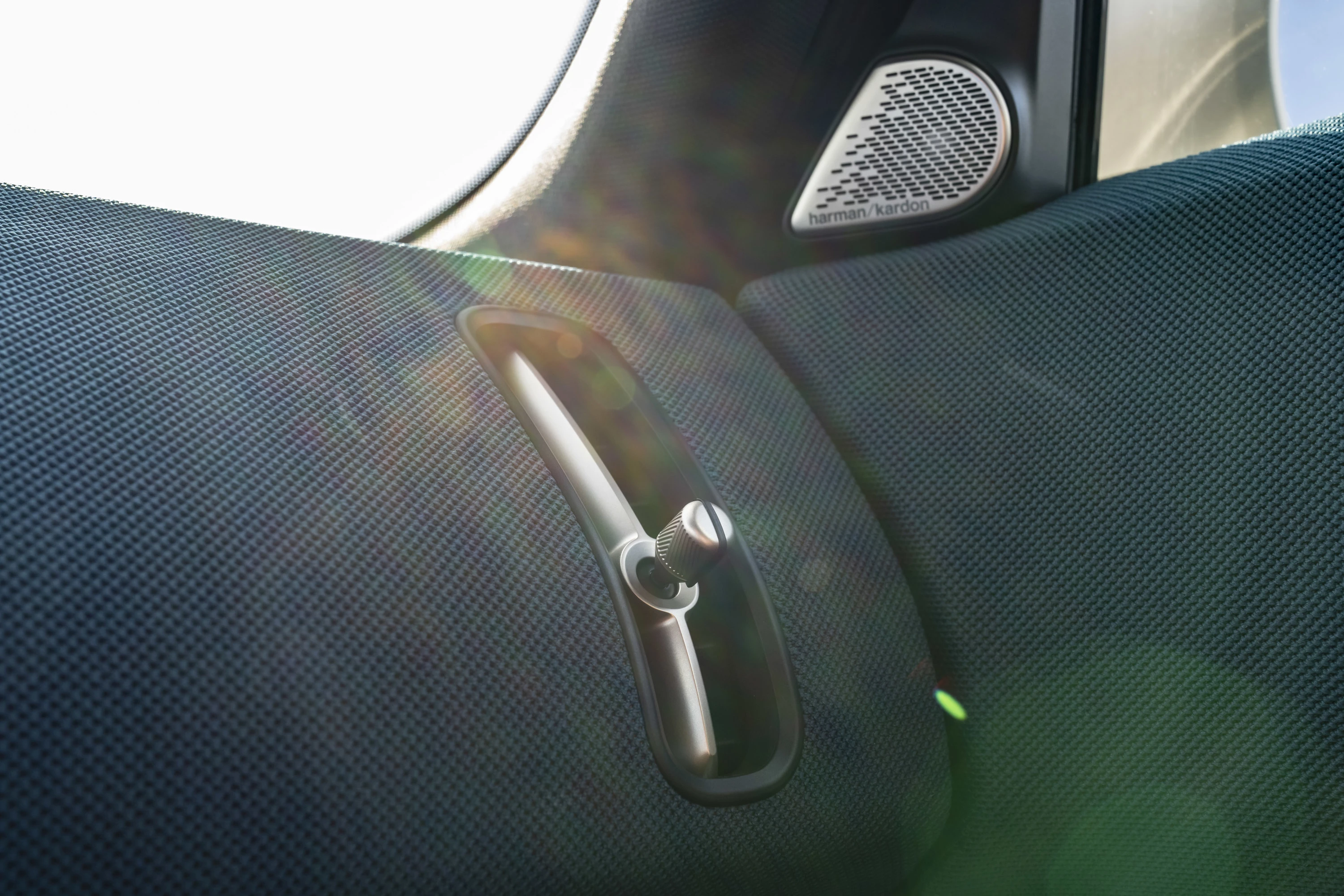 Mini Countryman E details view