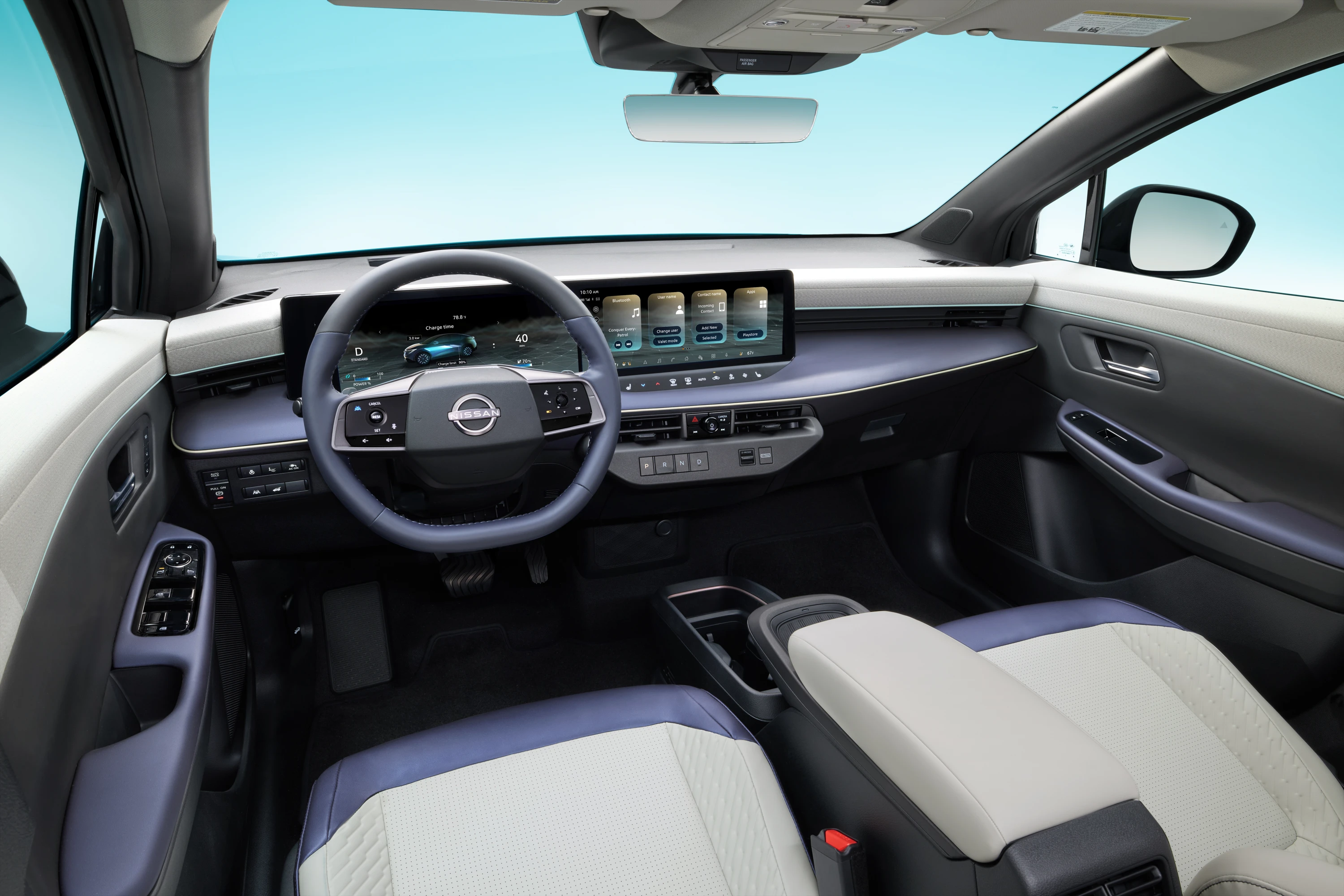 Nissan Leaf Standard Range interior view