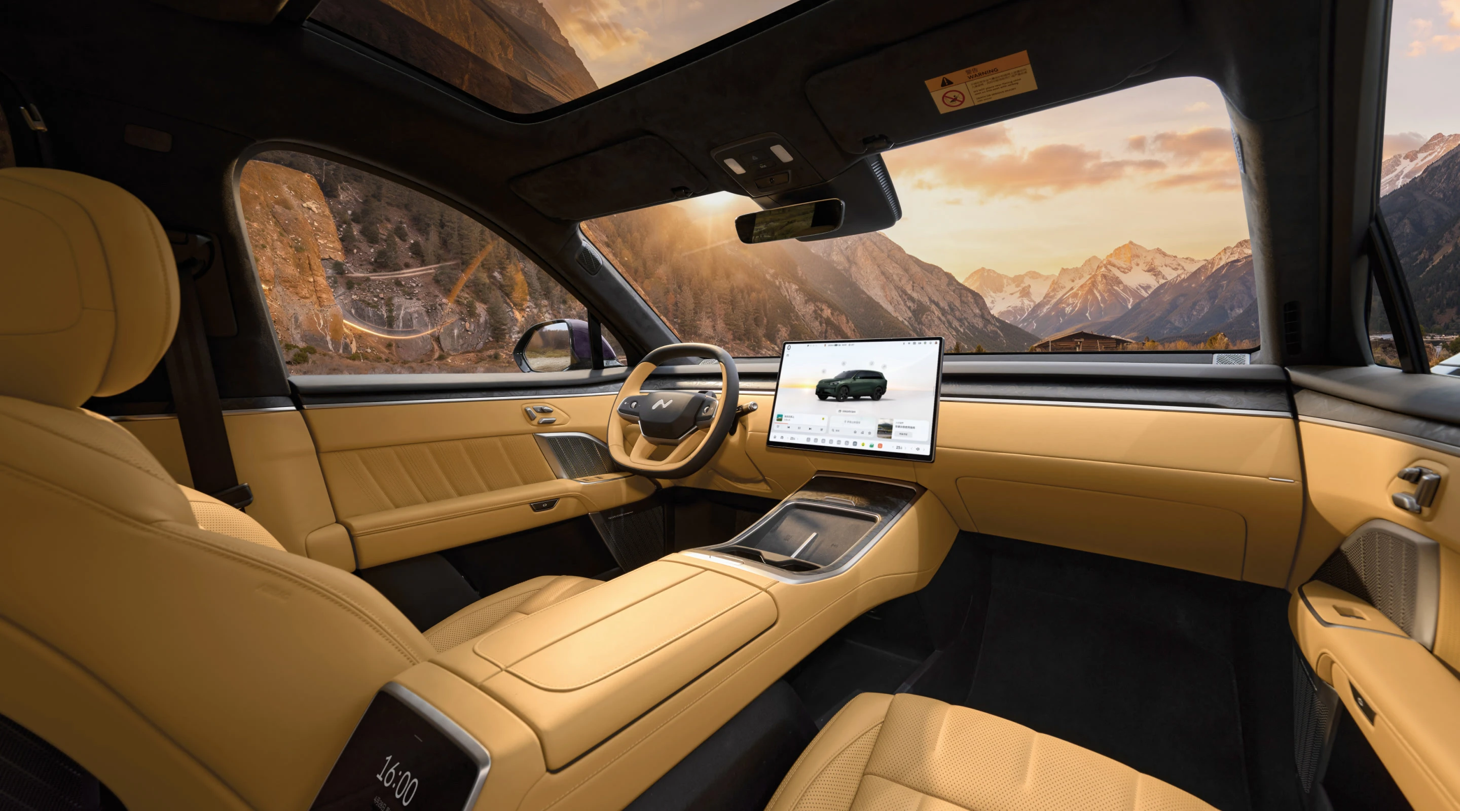 Onvo L80 RWD 85 kWh interior view