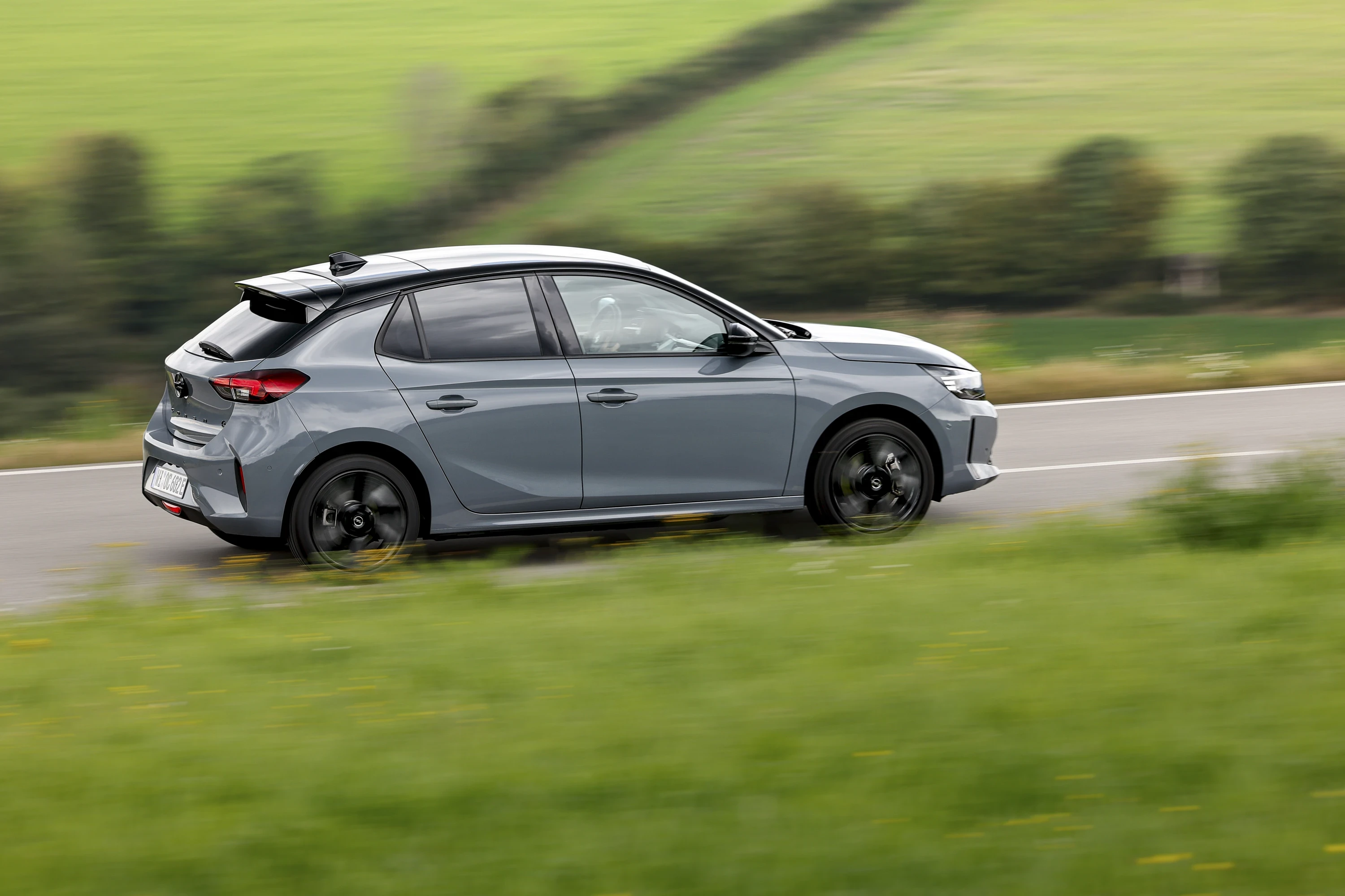Opel Corsa Electric 50 kWh exterior view