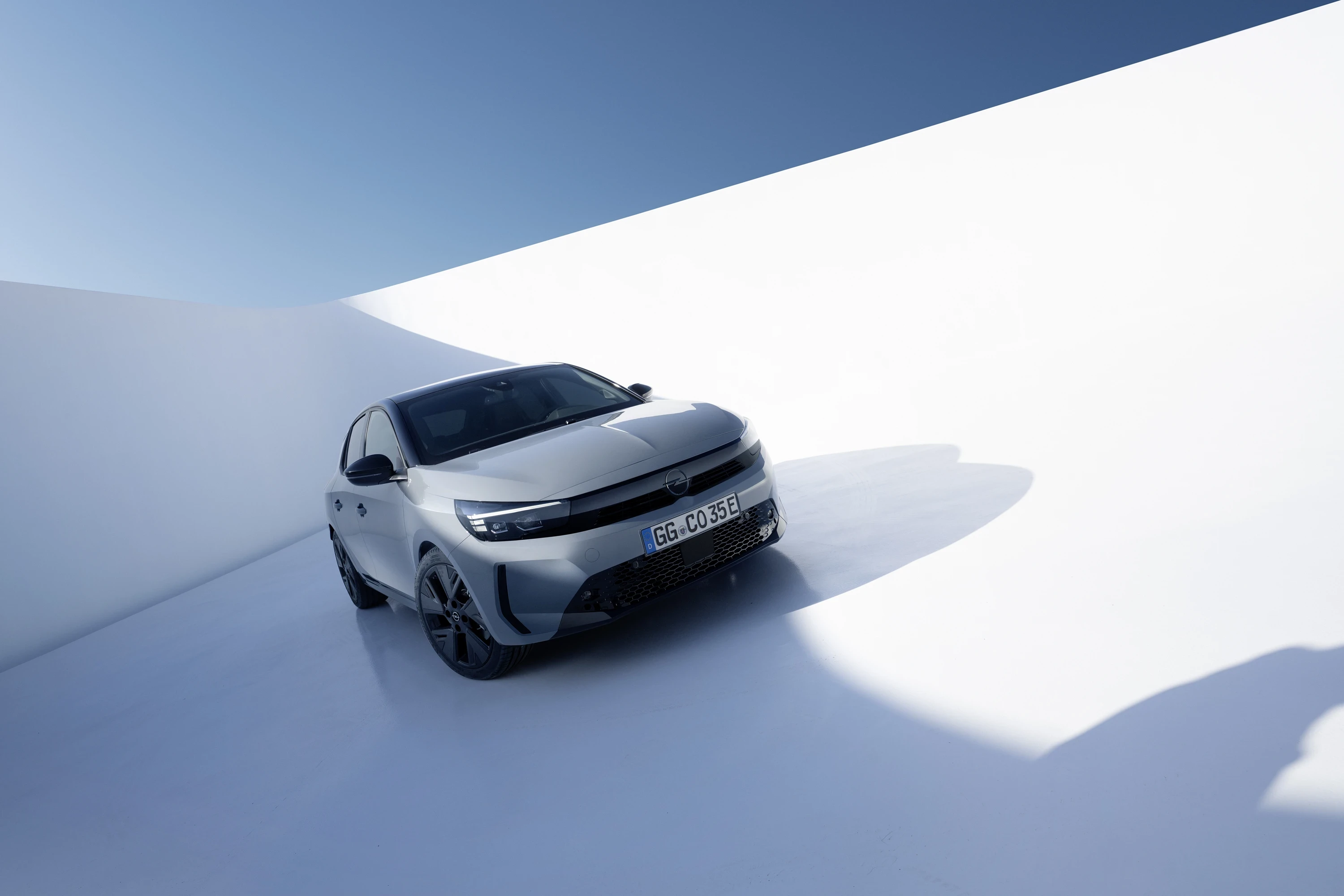 Opel Corsa Electric 50 kWh exterior view