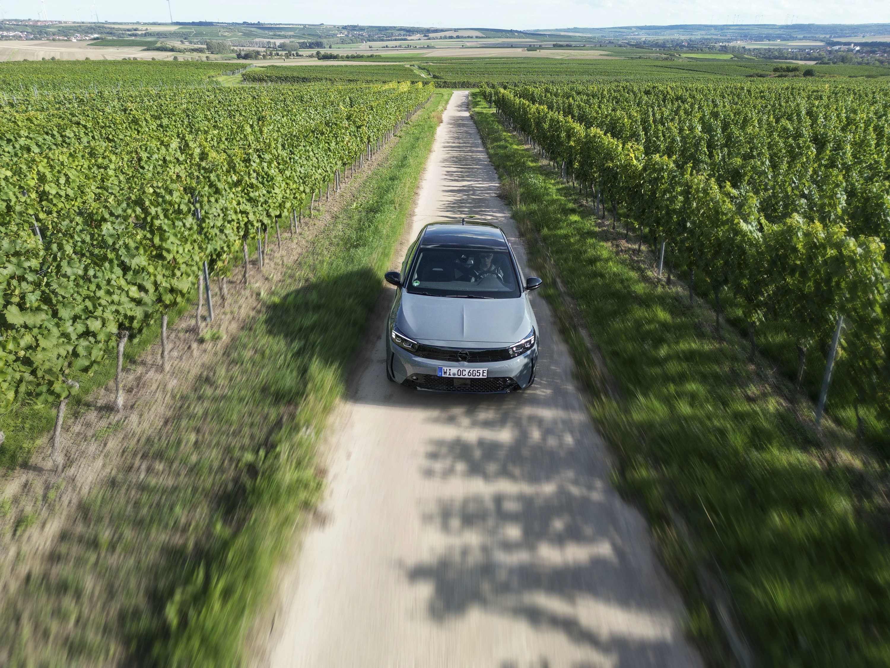 Opel Corsa Electric 51 kWh Long Range exterior view