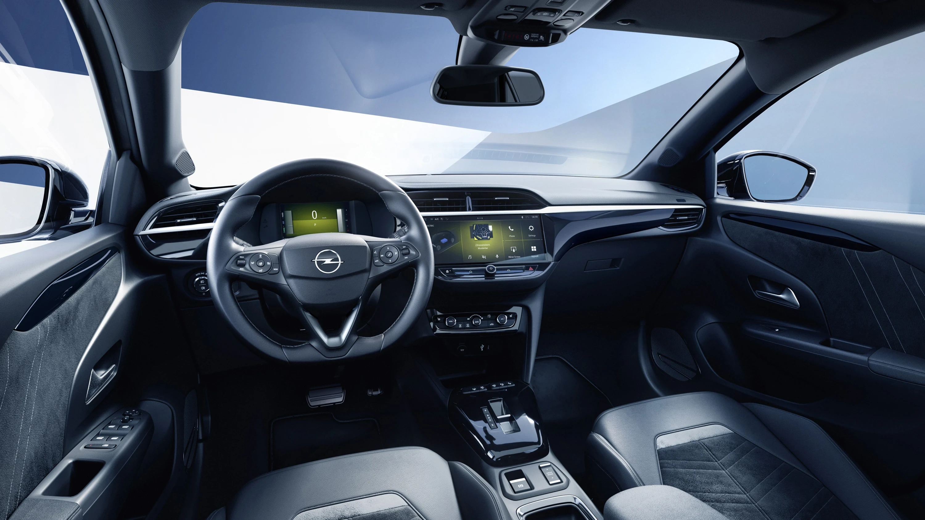 Opel Corsa Electric 51 kWh Long Range screens view