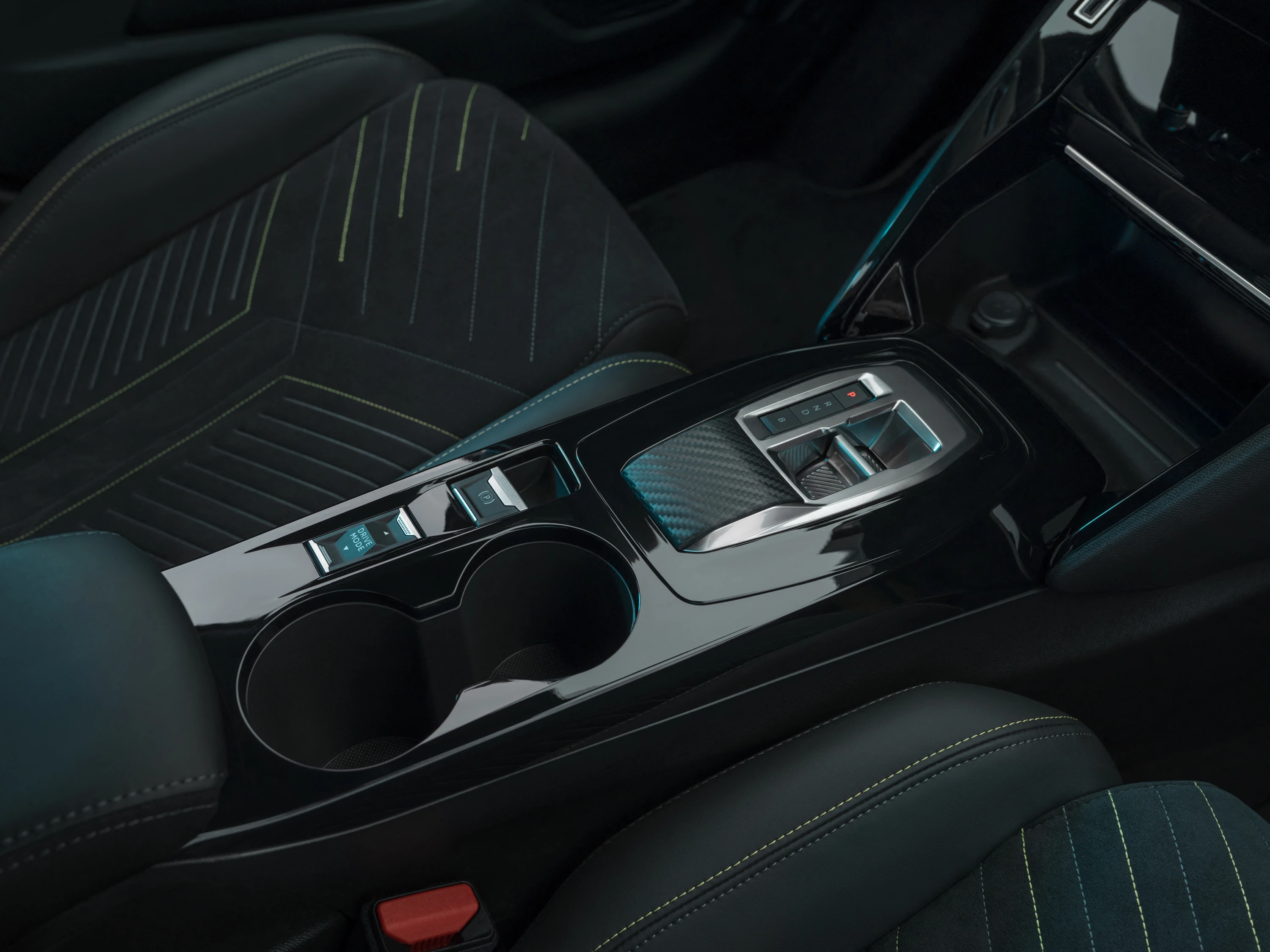 Peugeot E-208 54 kWh interior view