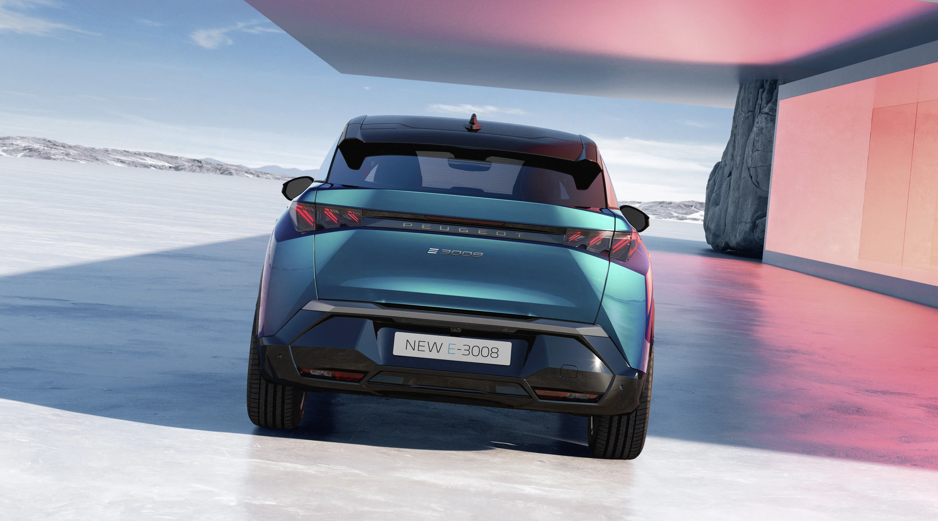 Peugeot E-3008 exterior view