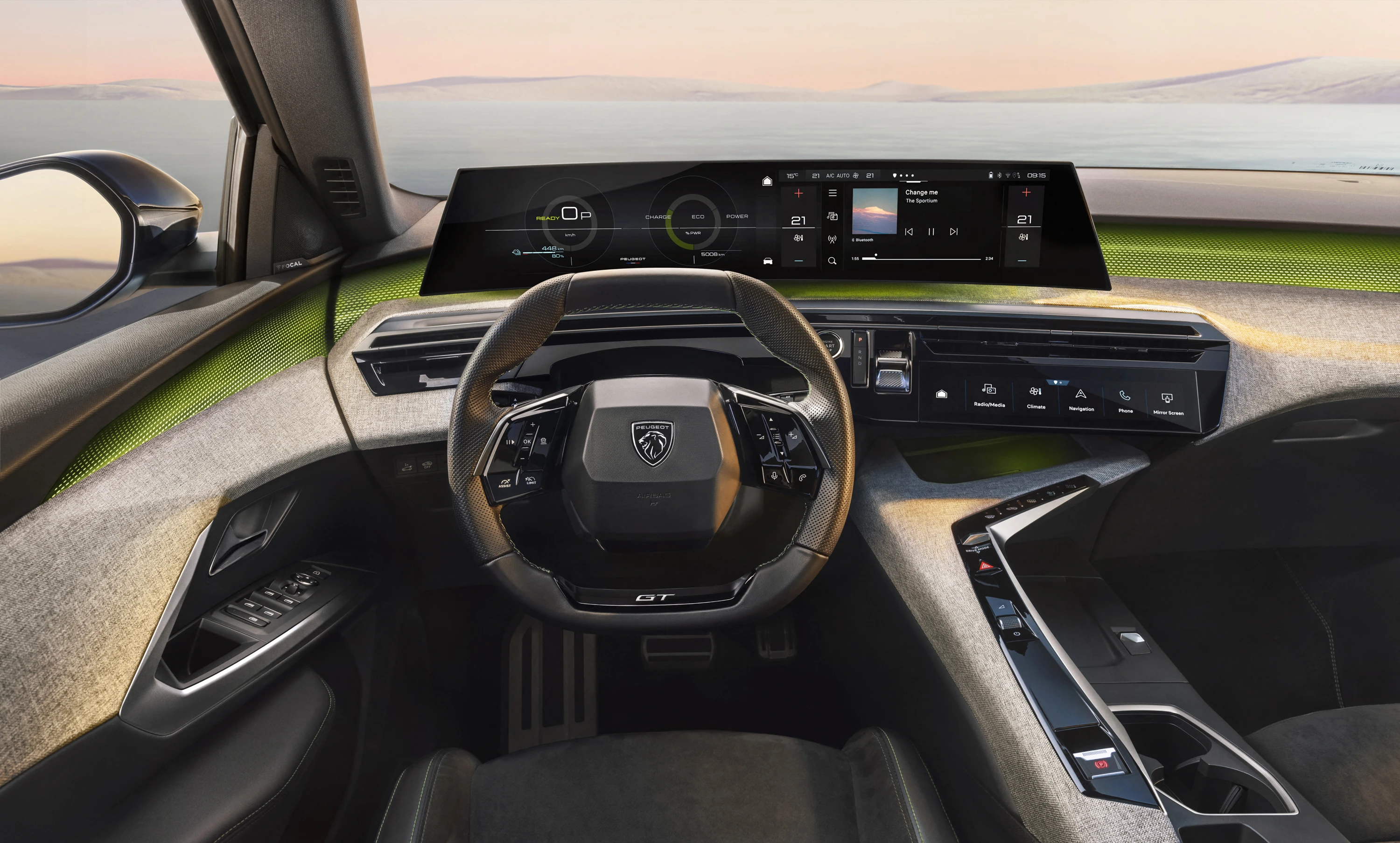 Peugeot E-5008 screens view